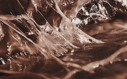 A FÁSCIA E SUA MATRIZ COM PROPRIEDADES CRISTALINAS LÍQUIDAS