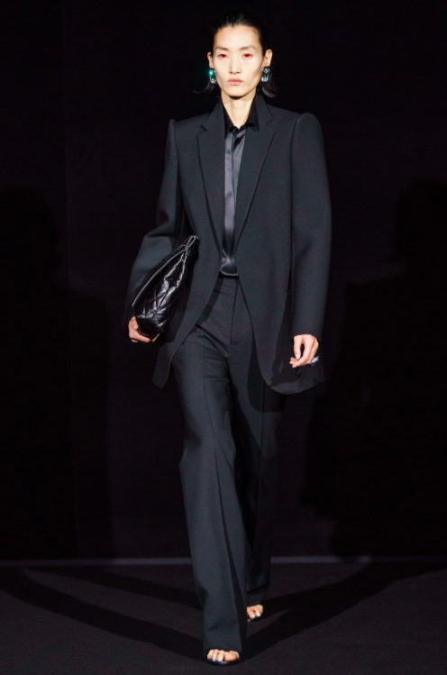 Balenciaga fall 2019 image by www.vogue.com