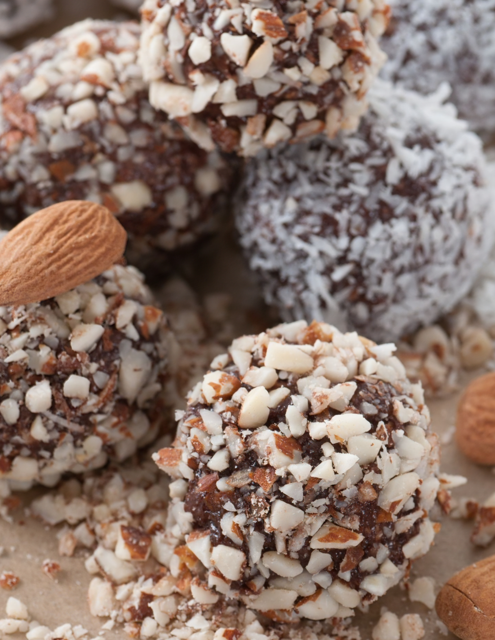 SUPER CRUNCHY ALMOND NUT BALLS