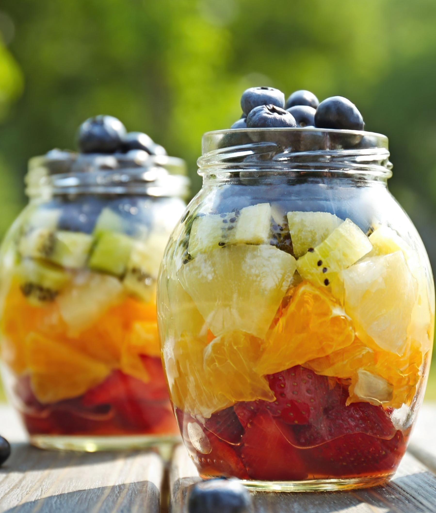 RAINBOW FRUIT SMOOTHIE JARS