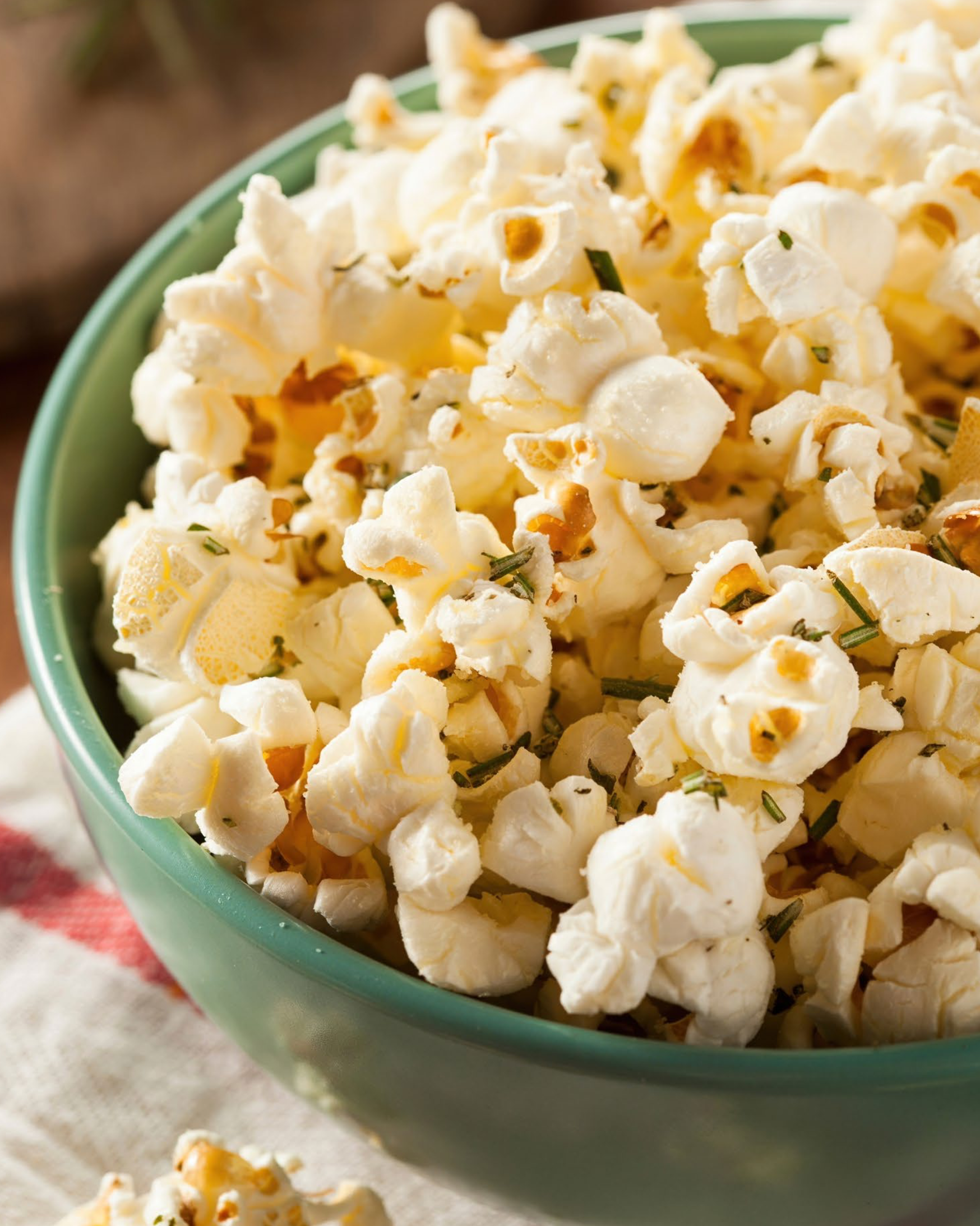 SMOKY PARMESAN POPCORN