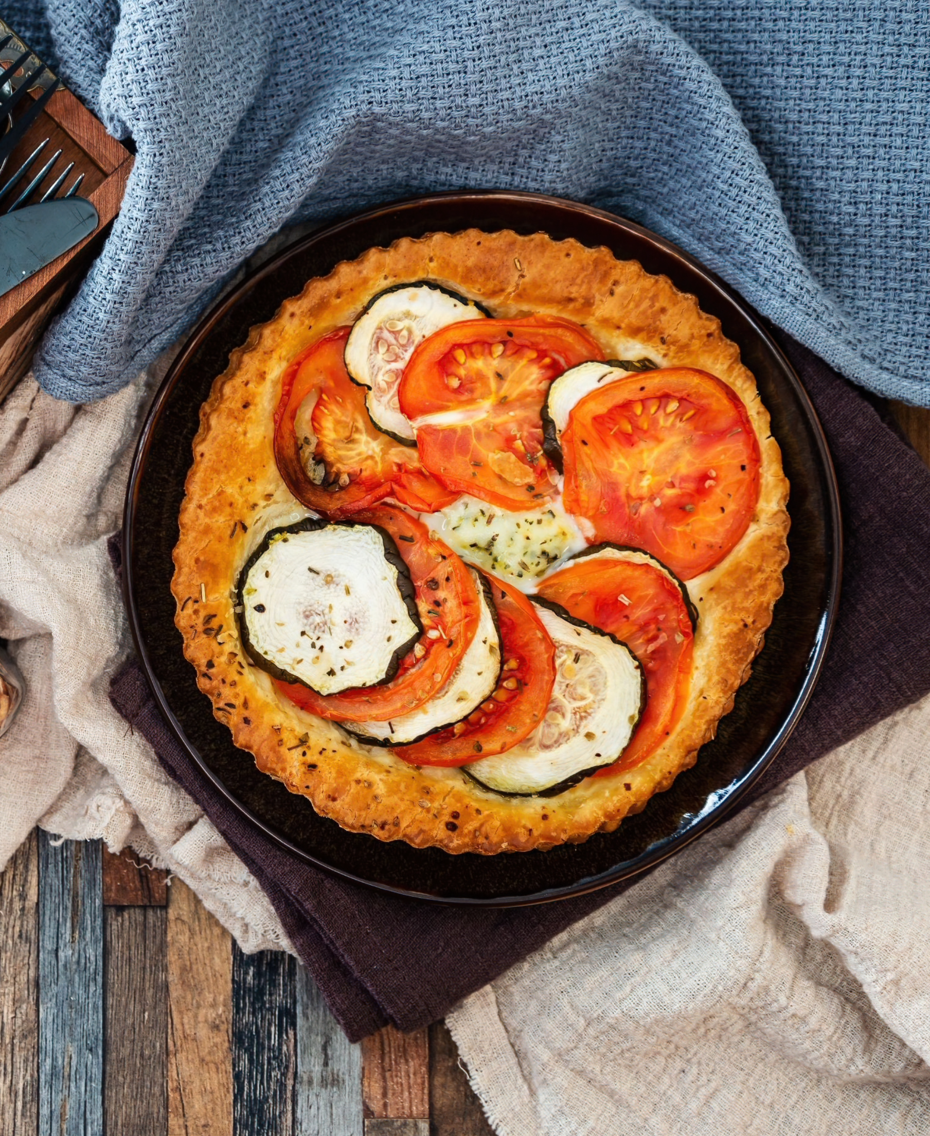 SAVORY PUFF PASTRY TARTLETS