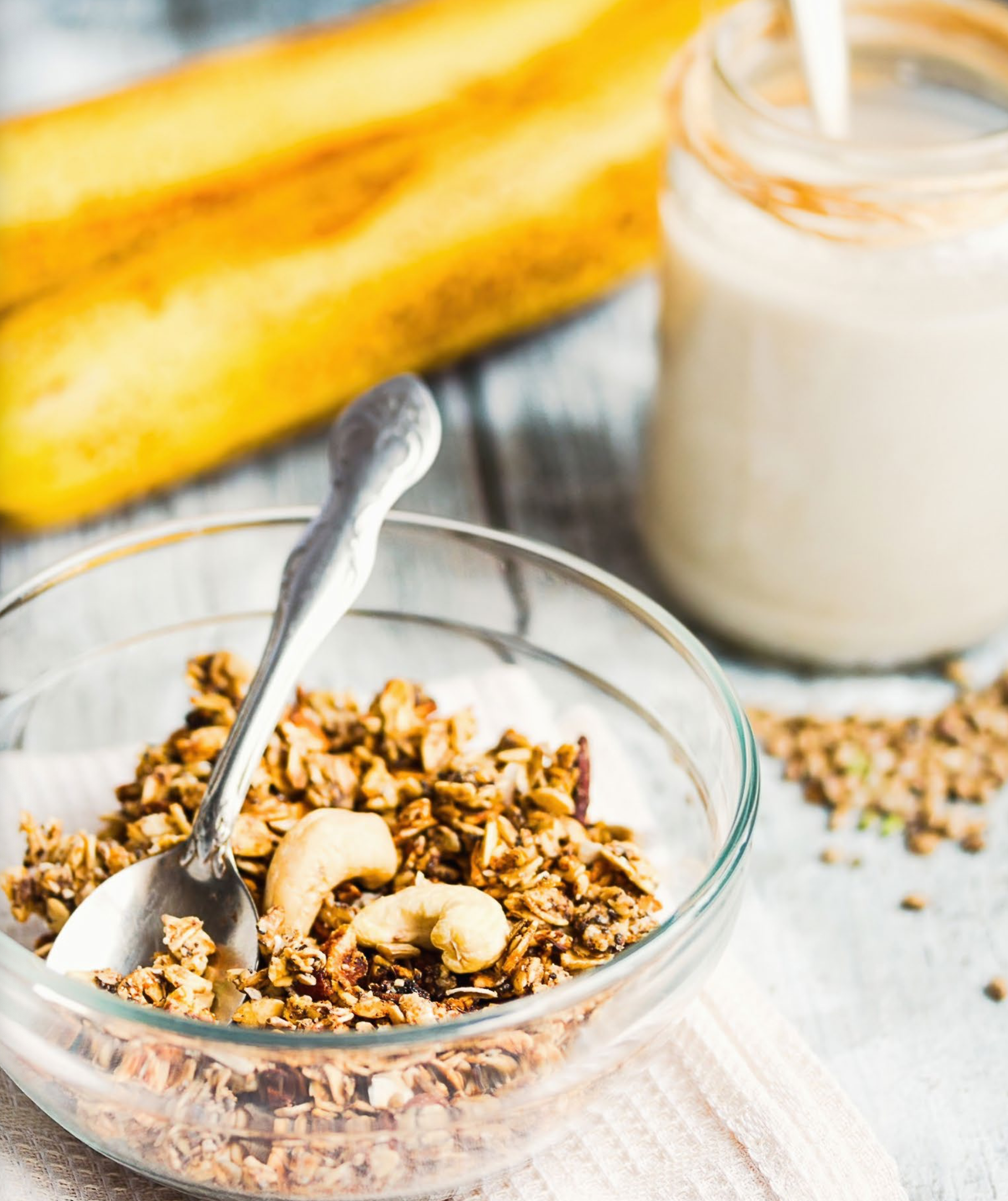 CARAMEL CASHEW GRANOLA