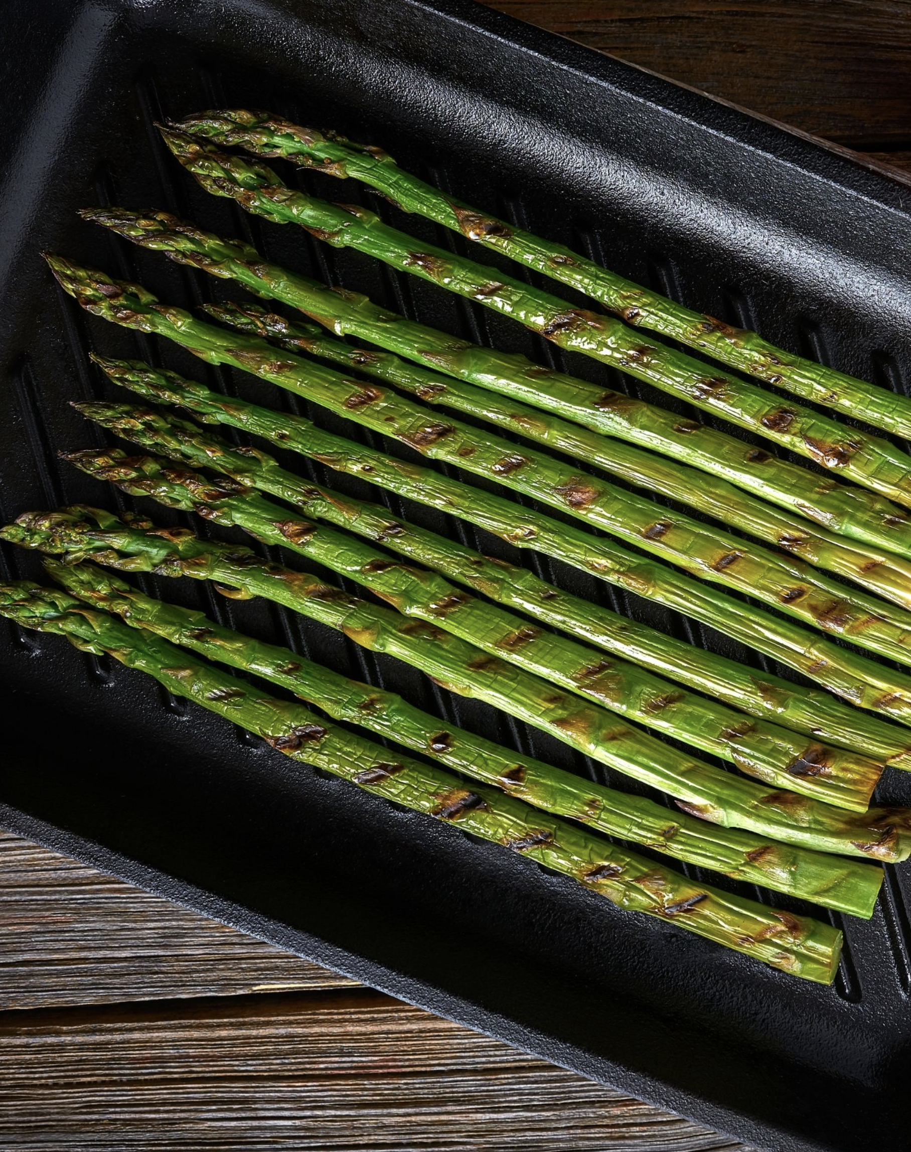 GRILLED ASPARAGUS WITH BLACK PEPPER DRESSING