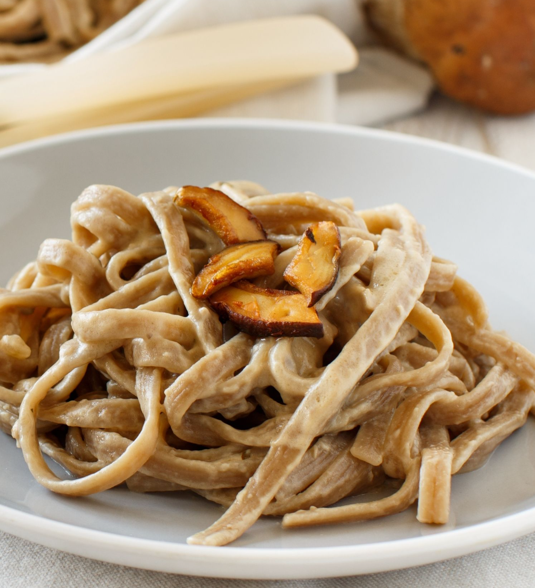 PASTA CARBONARA WITH SHIITAKE BACON