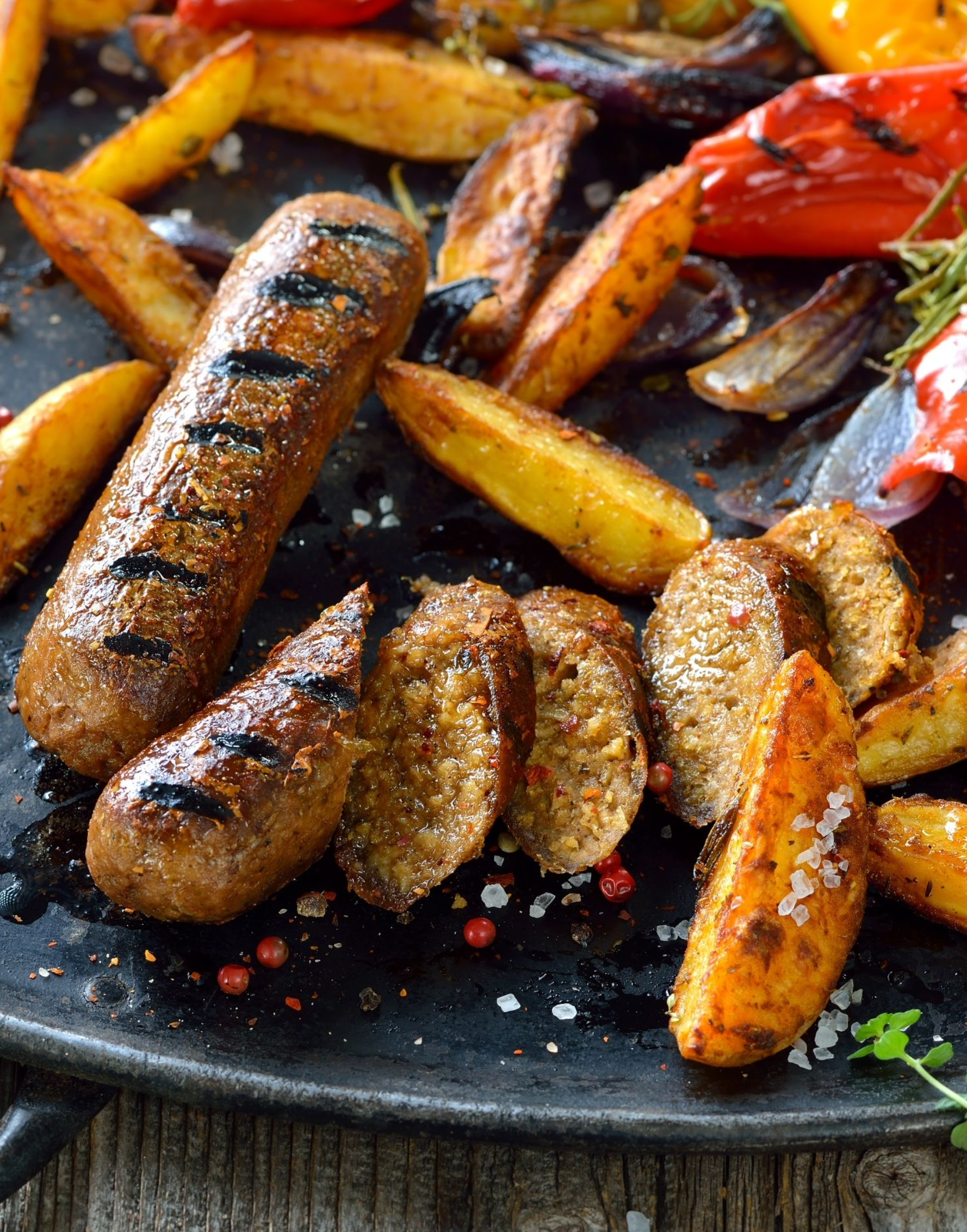 GRILLED BRATWURST