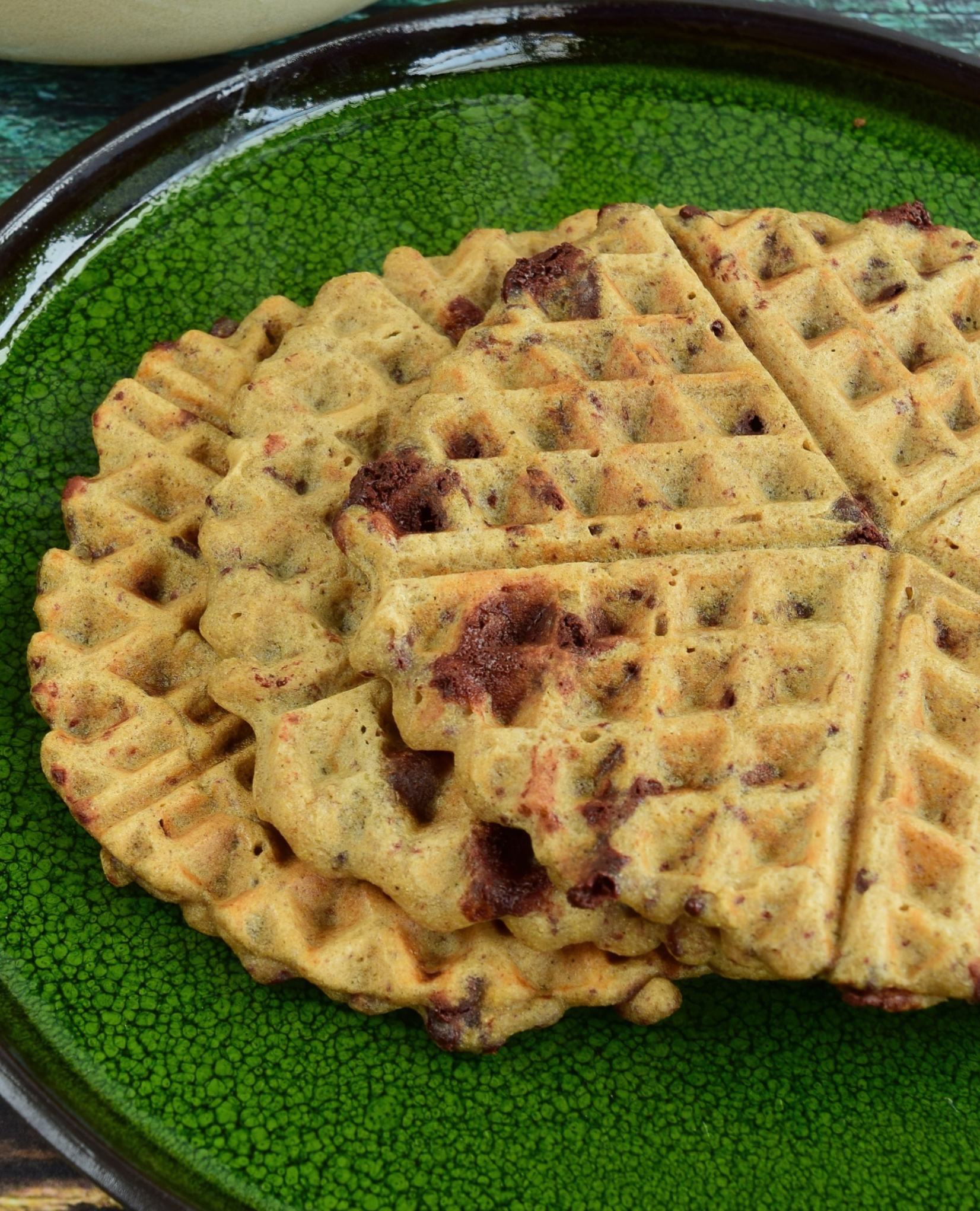 HEARTY QUINOA WAFFLES