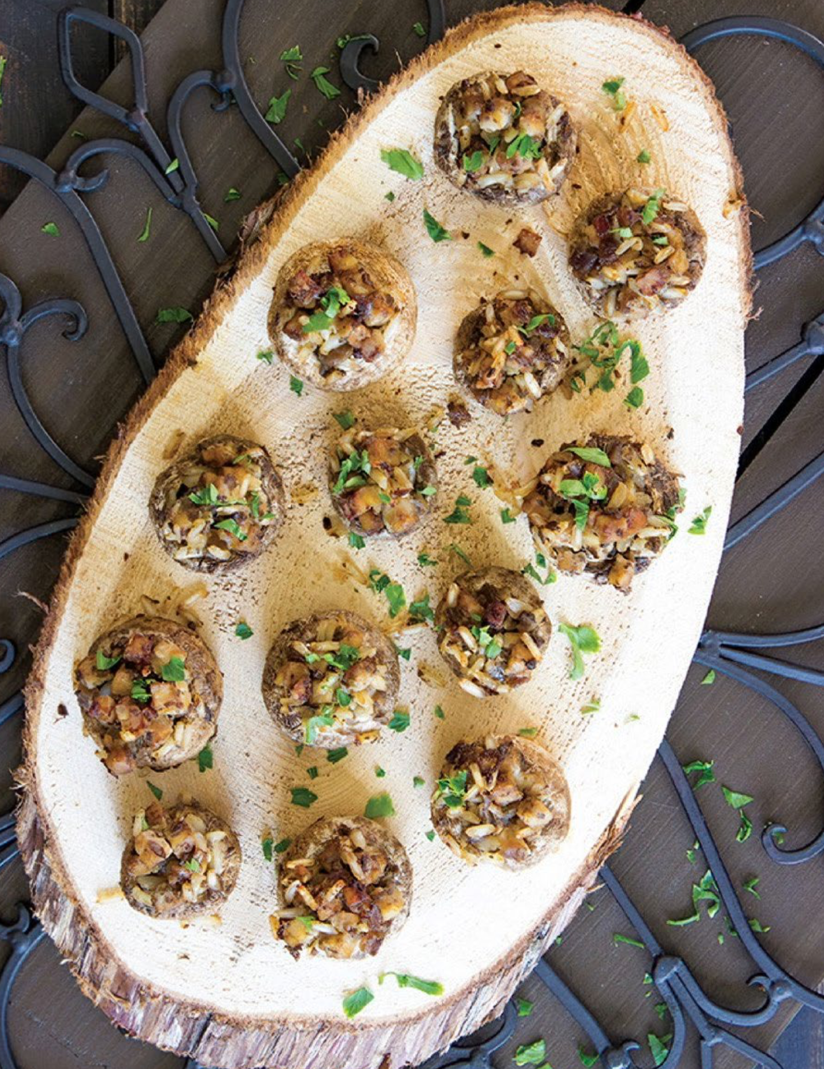 TEMPEH STUFFED CREMINI MUSHROOMS