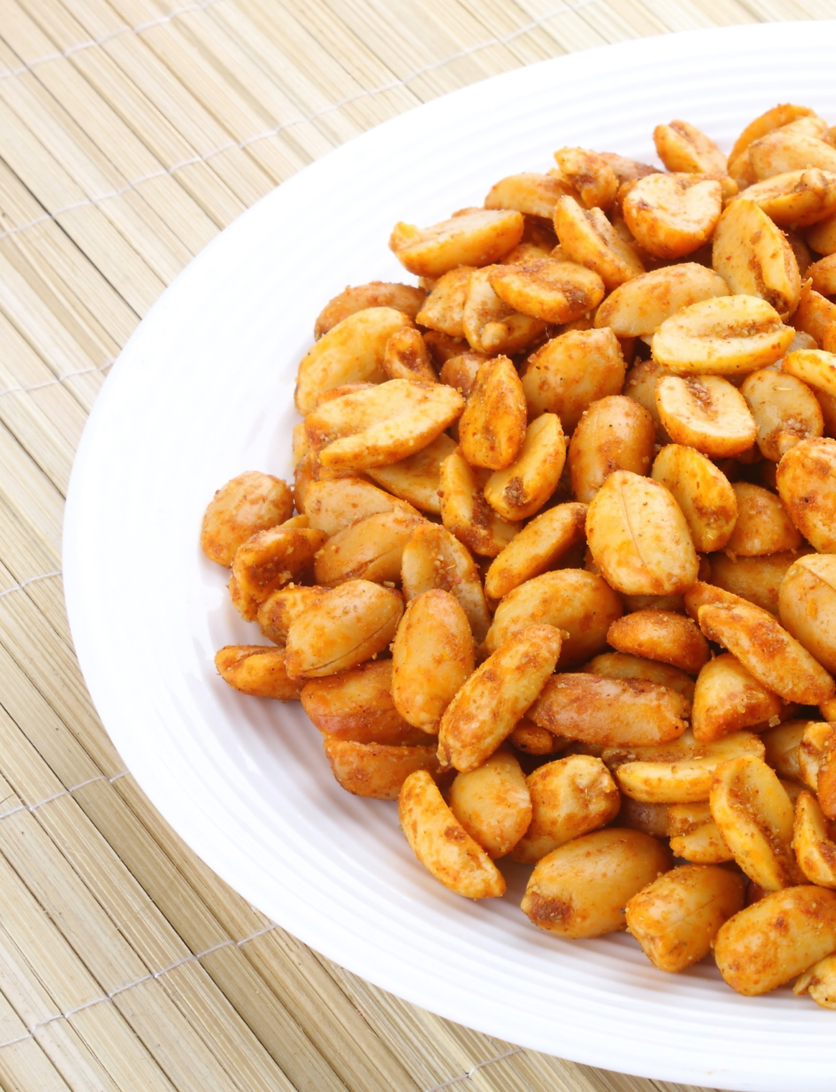 SLOW COOKER SPICED PEANUTS
