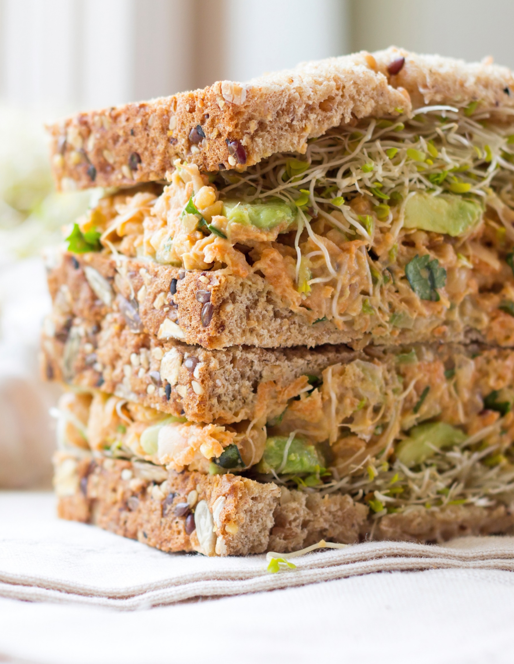 SPROUT SANDWICH WITH TOFU RICOTTA