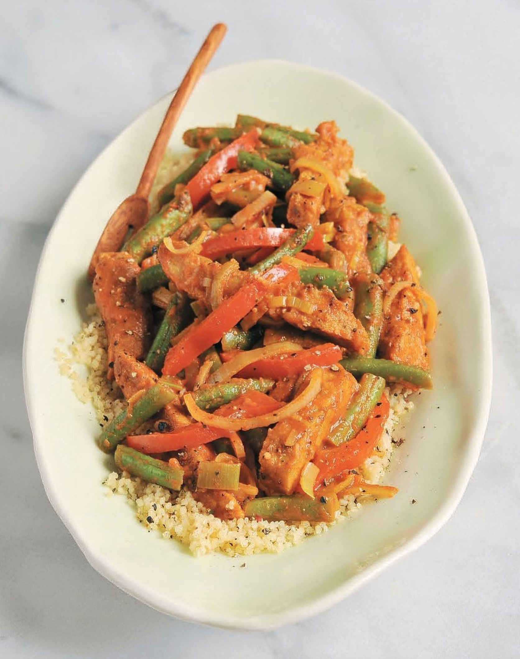 HARISSA SEITAN AND GREEN BEANS