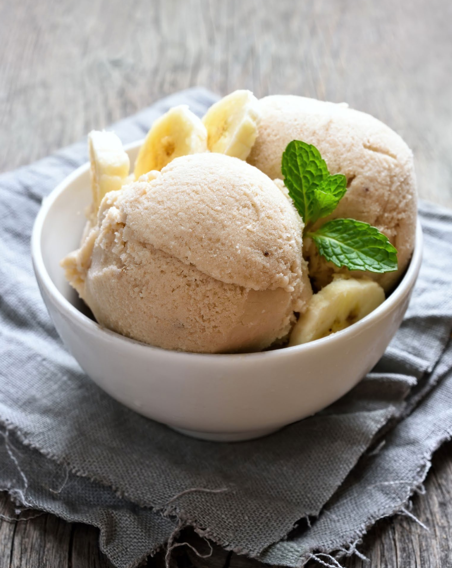 BANANA ICE CREAM