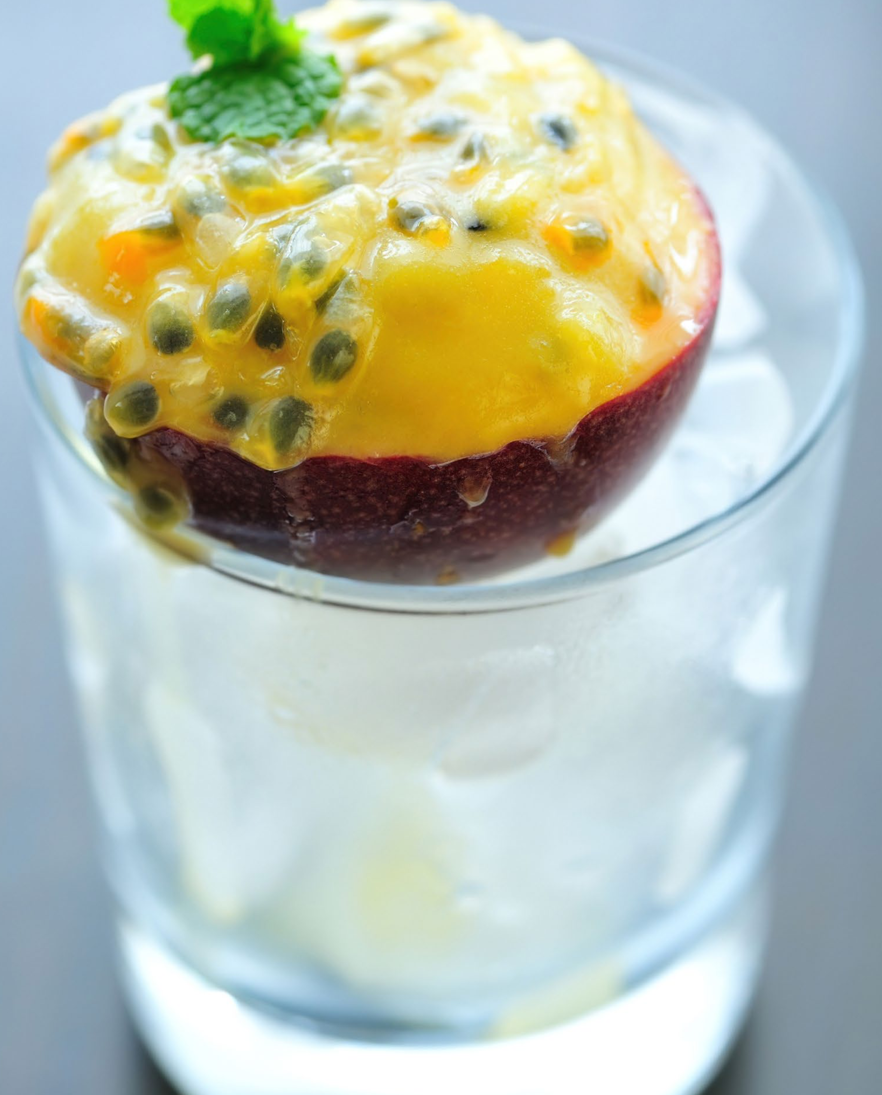 MANGO–PASSION FRUIT TROPICAL DELIGHT