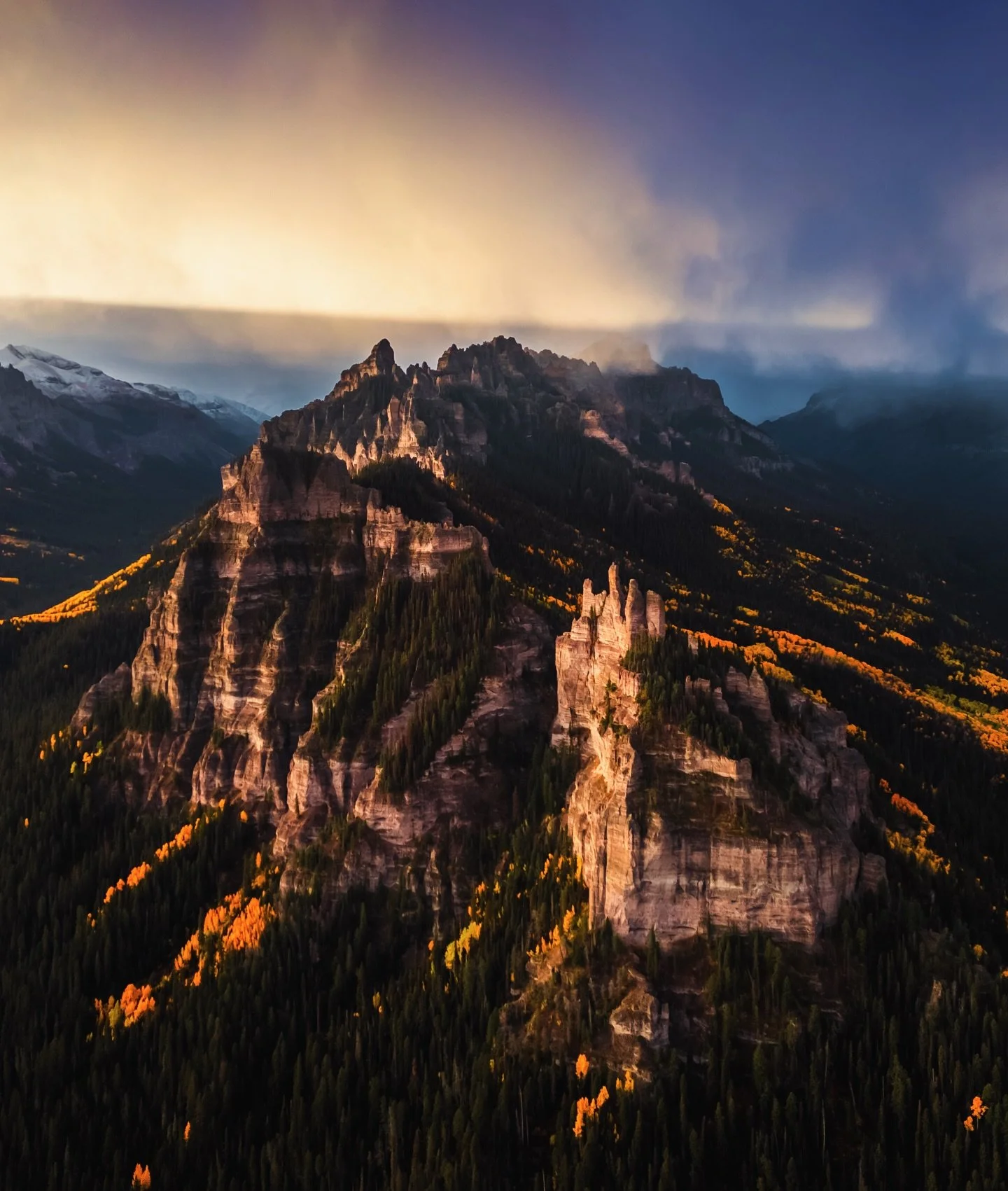 This sunrise felt like a dream
Temps at 34° with rain all night, we woke up to snowcapped mountains and a very brief break in the weather. Just enough to get out of the tents and capture a few moments of intense color before being soaked once ag