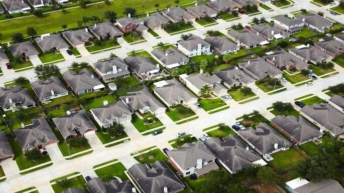 Pending Home Sales Fall for a Third Straight Month as Buyers Struggle To Gain Traction