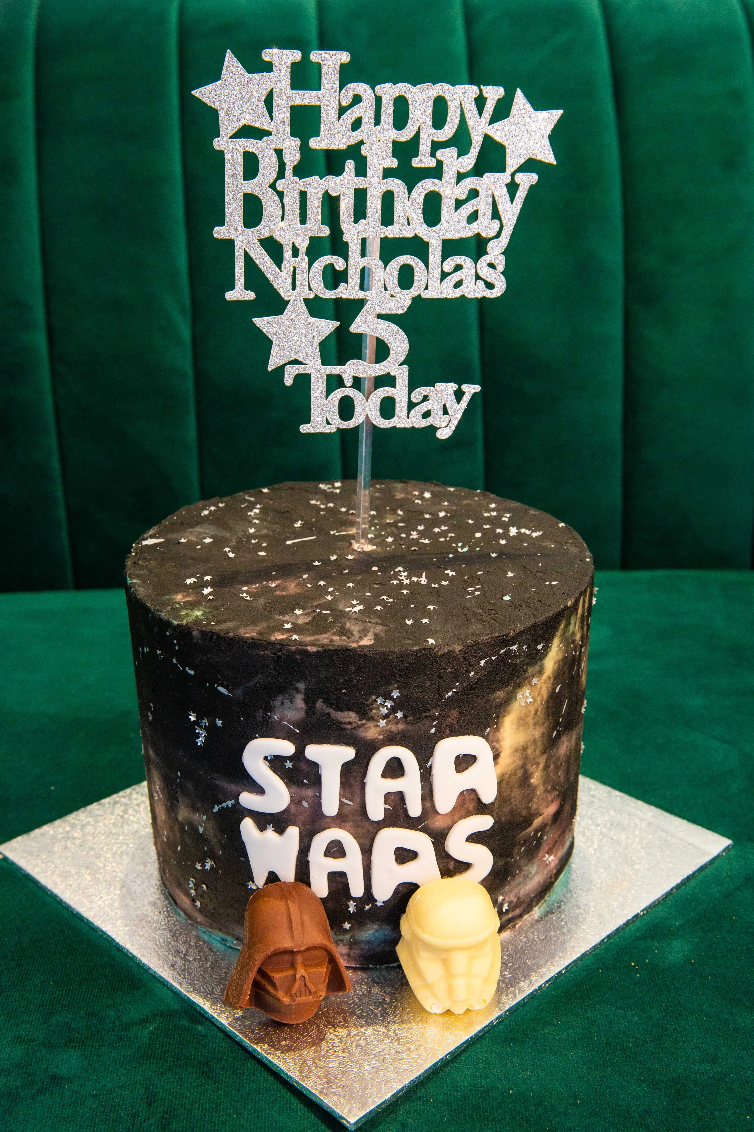 Star Wars Themed Galaxy Cake