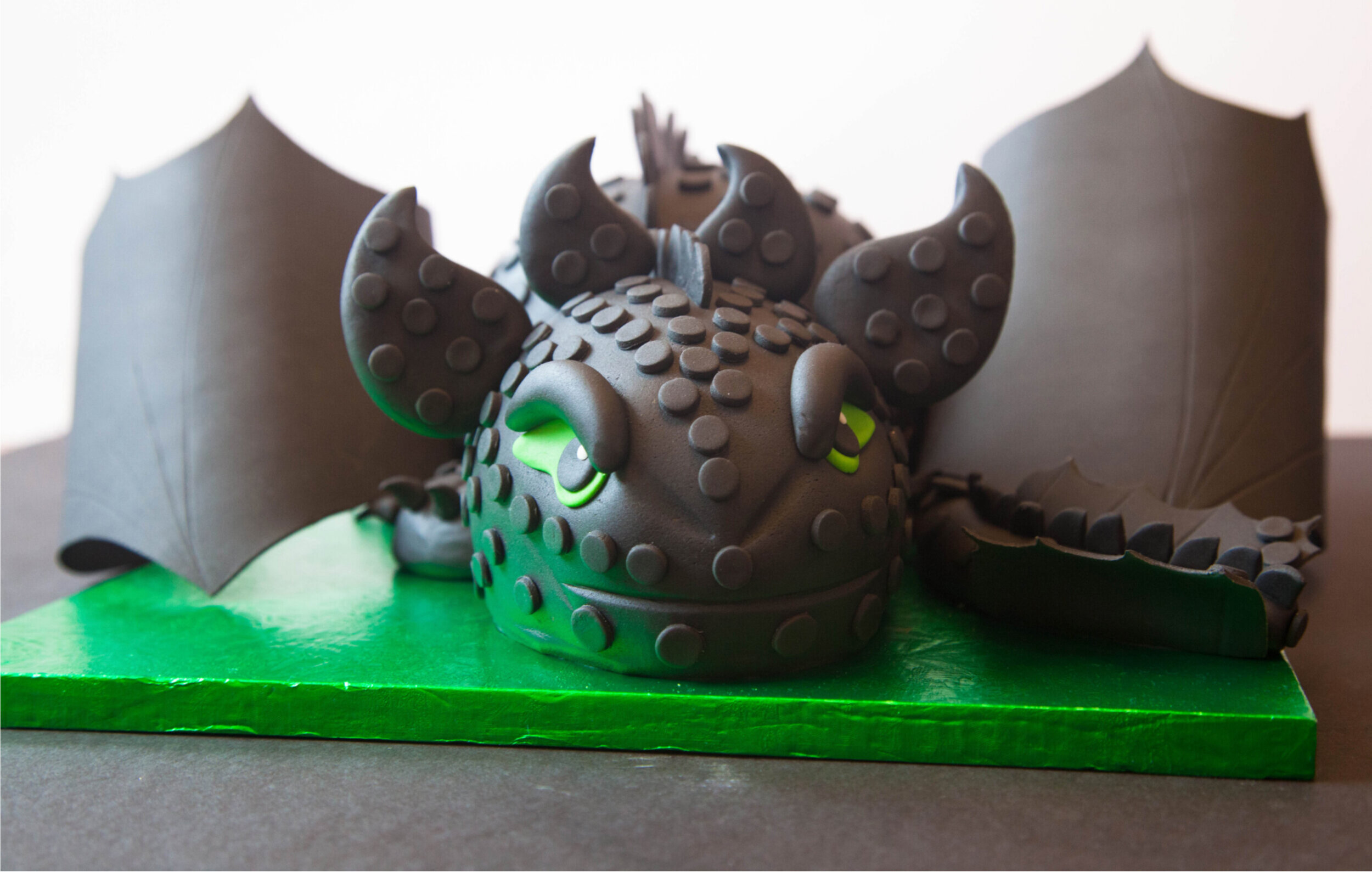 Toothless Birthday Cake
