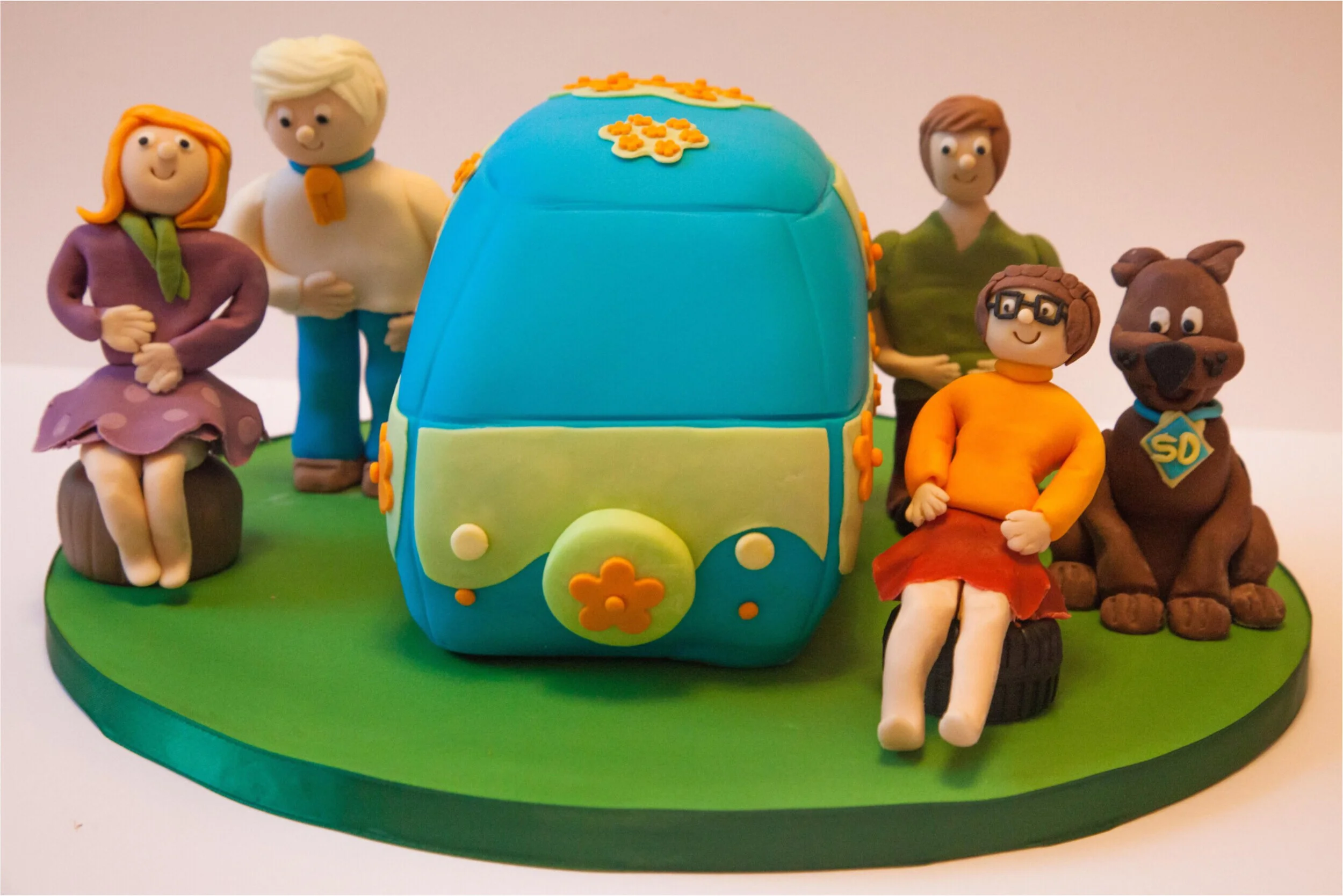 Scooby Doo Themed Birthday Cake