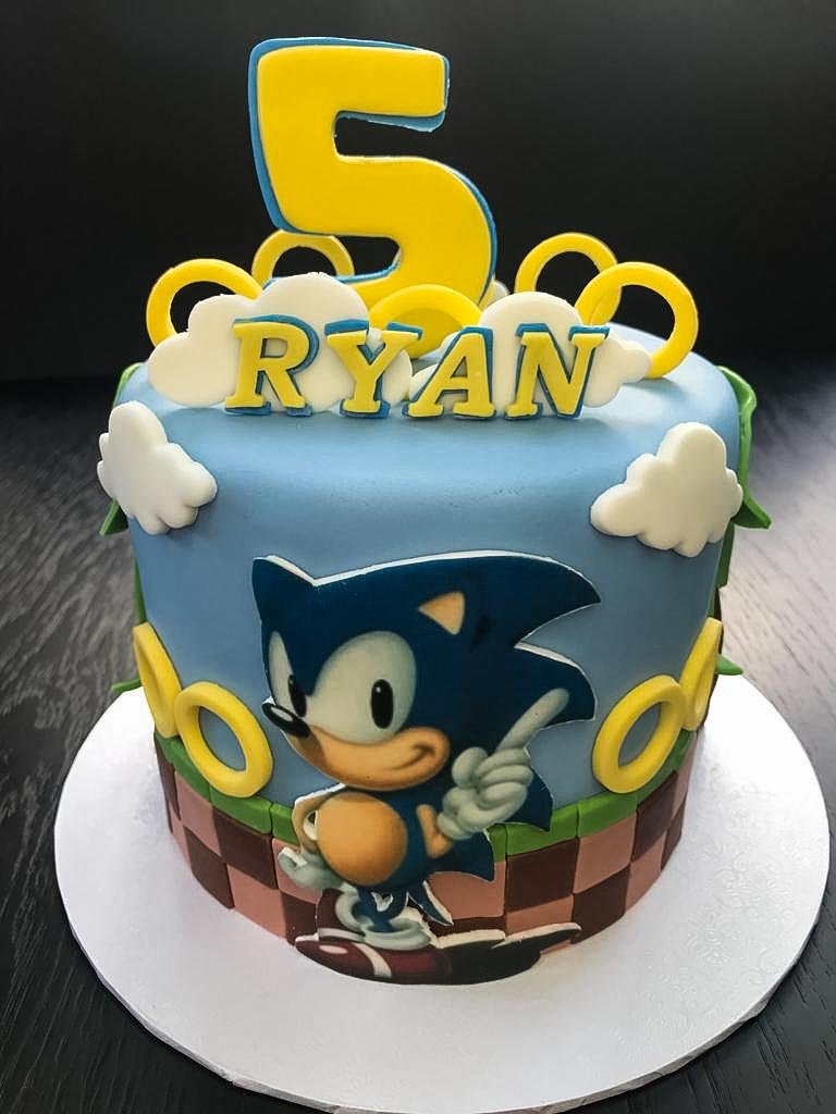 Sonic Hedgehog Birthday Cake
