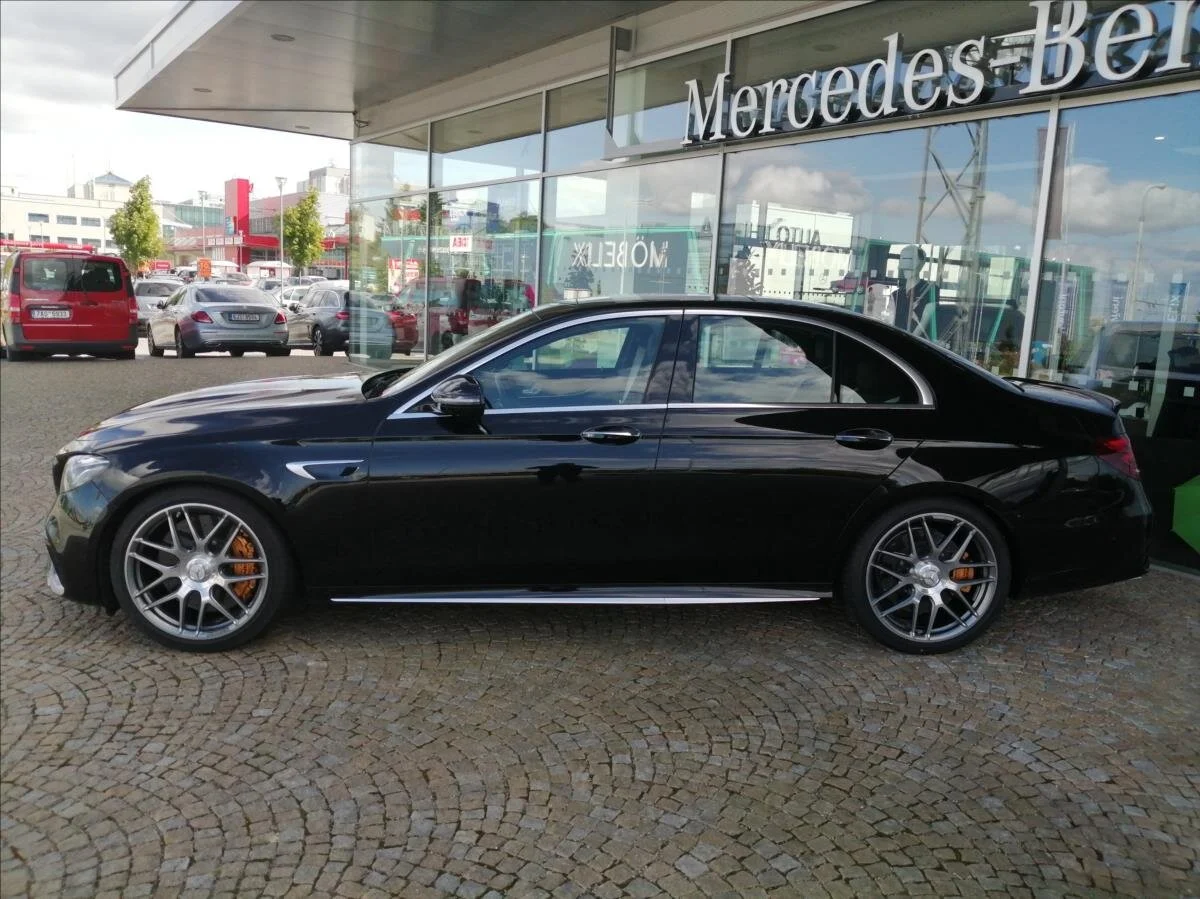 mercedes_benz_e_63_s_amg_4_matic (7).jpg