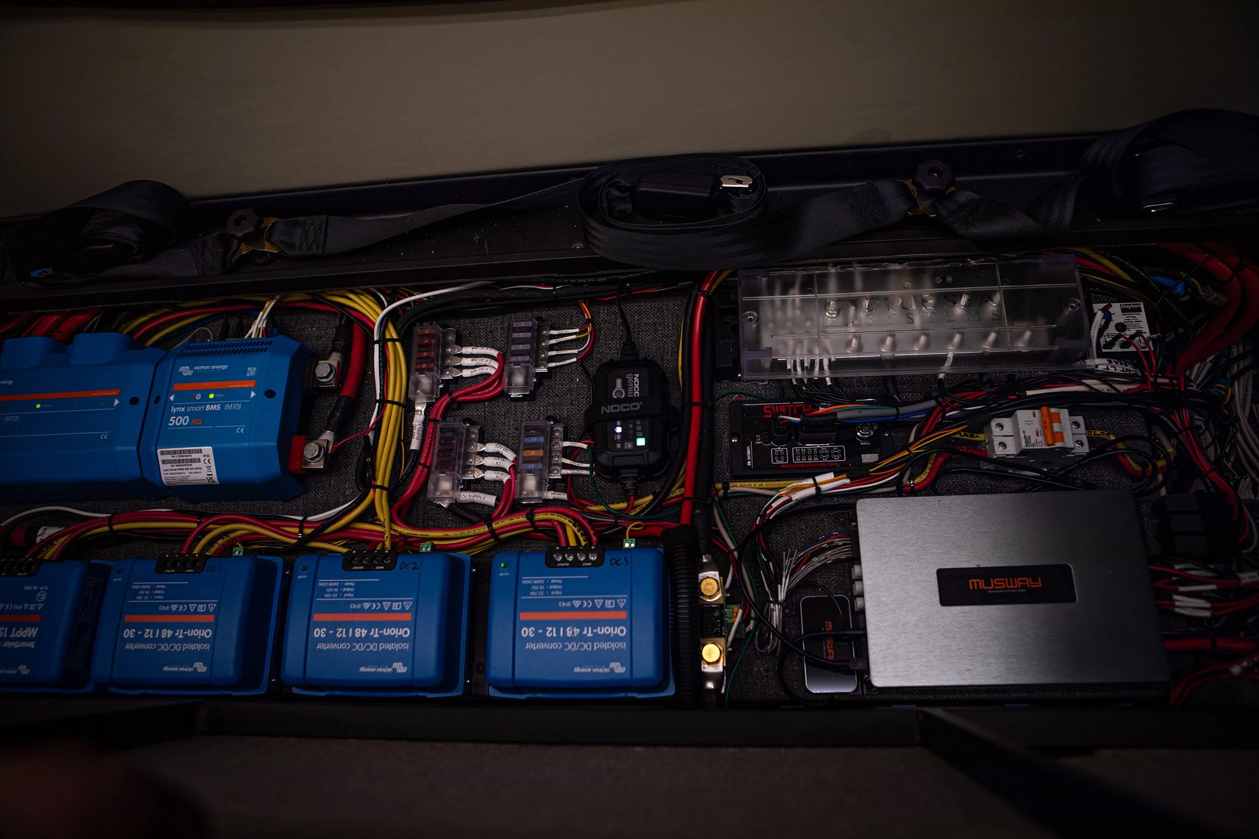 Cosmicc's electronics