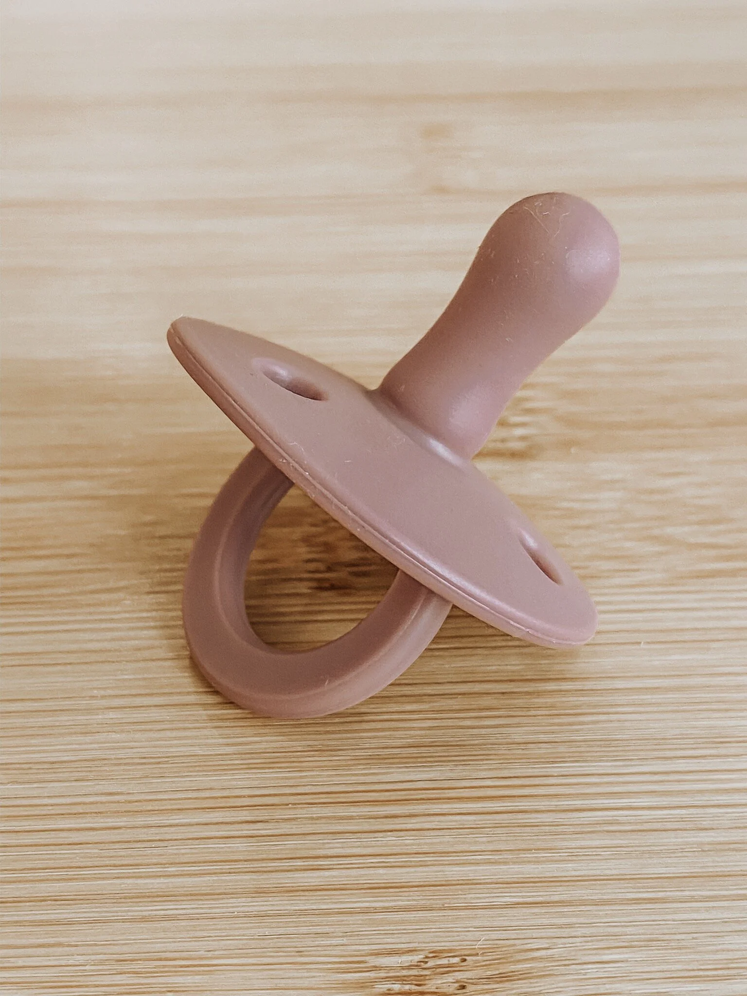 EBBEF9CA-8DE7-423D-86B6-05A1086E9F07