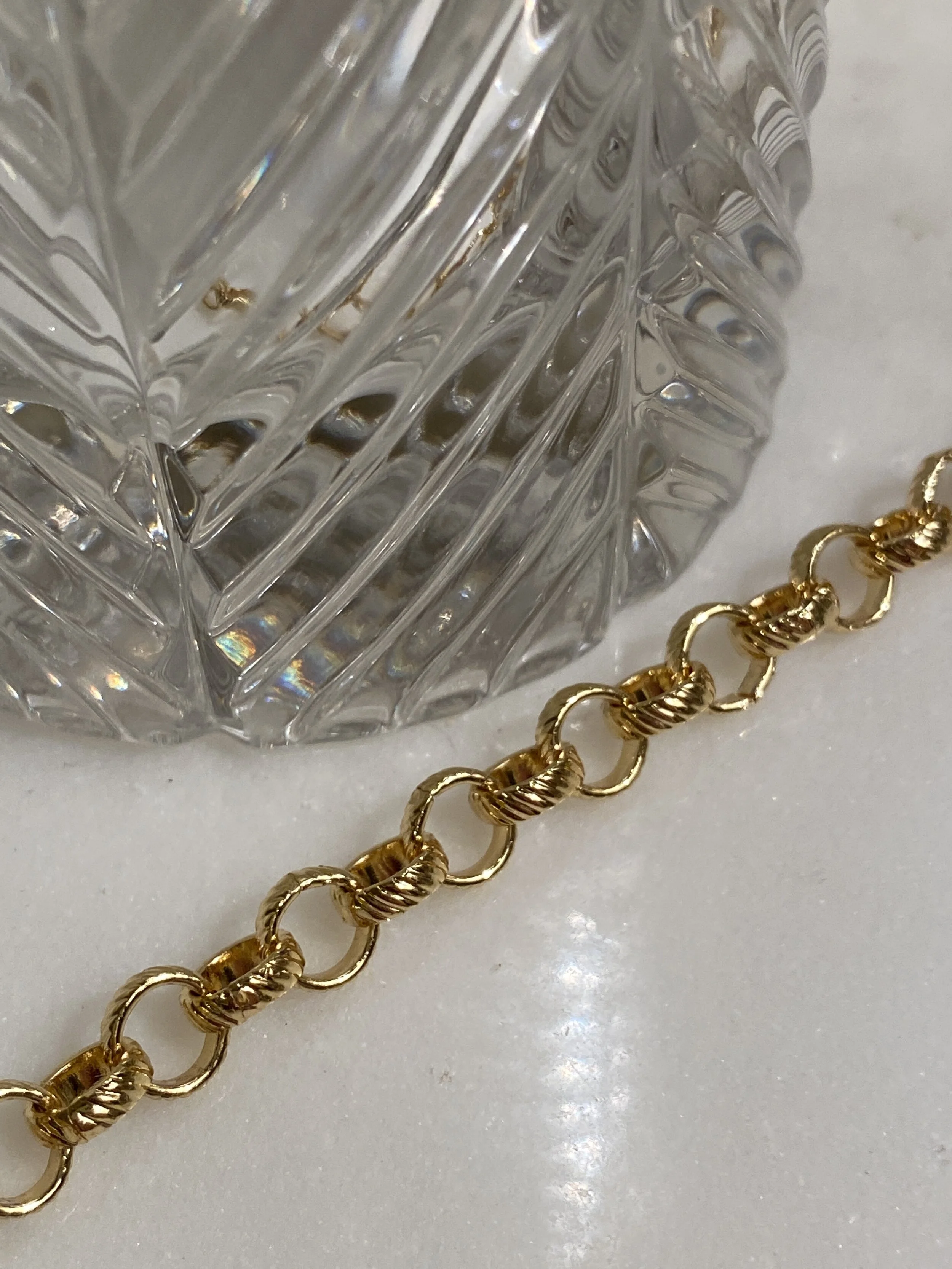 71CD82F2-E4AC-4ED8-BF99-4BAFF6C63FDE