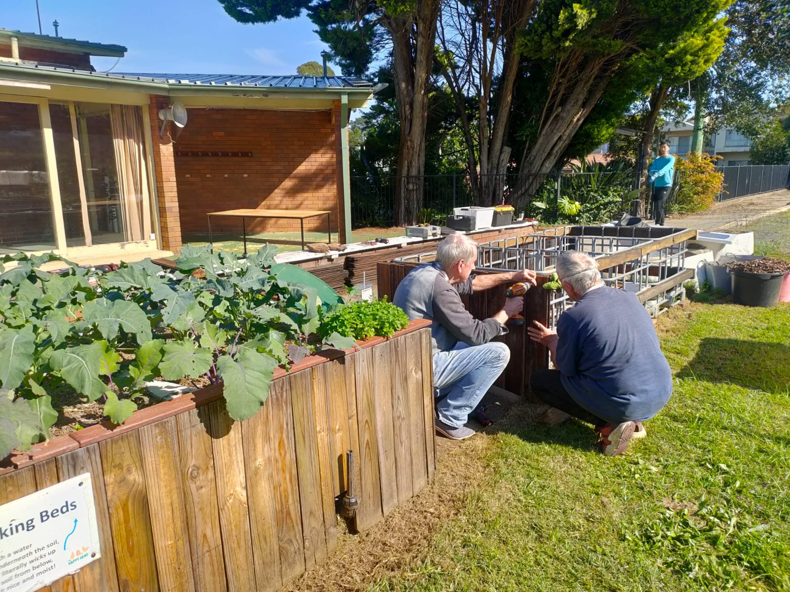 Thanks to our team of volunteers who built some new wicking beds last week. These are not only great because they need minimal watering, but also because they're wheel chair accessible. If you want to do some gardening in accessible beds, send us a m