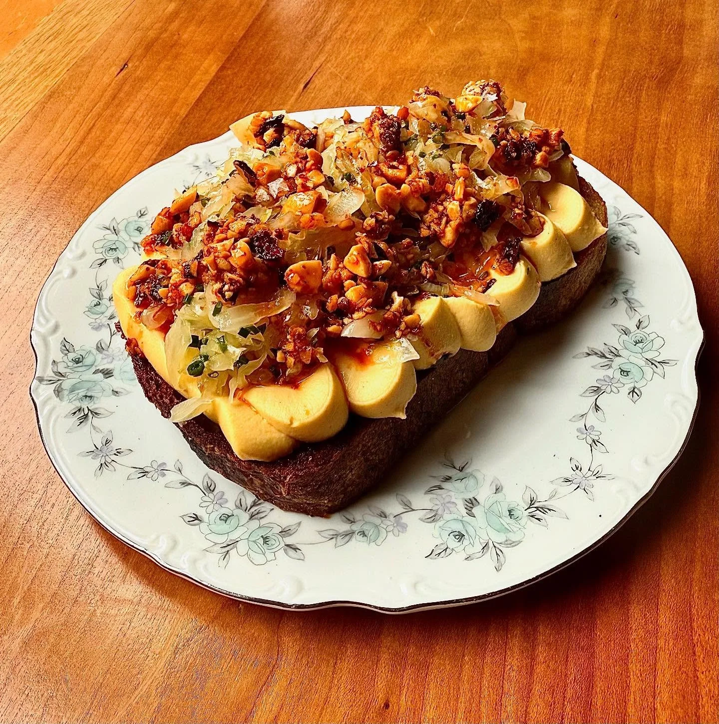 New toast this weekend: Pickled @waxwingfarmmn  tendersweet cabbage, egg, peanut chili crunch @thebungalowclubmpls 

Come visit us! Plenty of room for walk-ins tonight and tomorrow for Pasta &amp; Trap. And bonus, the bonfire will be lit with s&rsquo