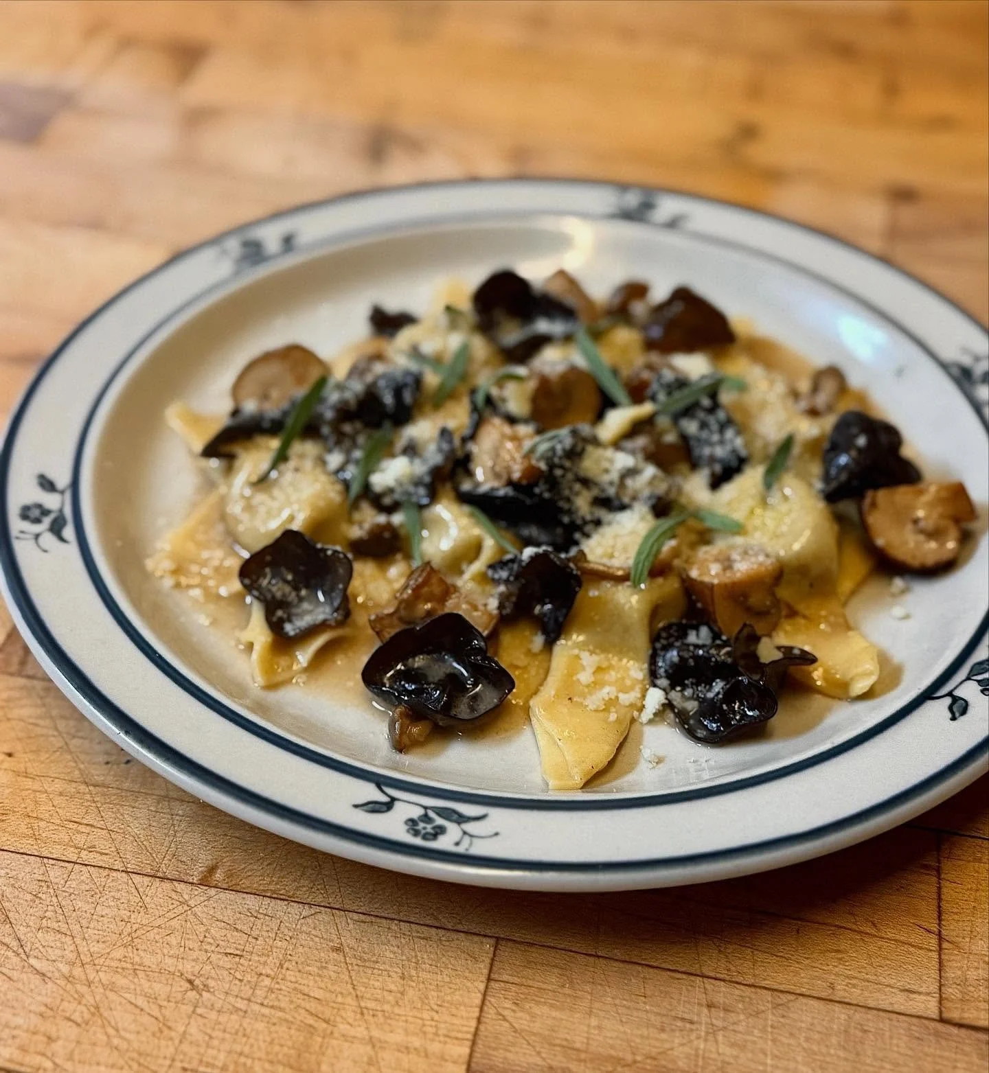 Another week zooms by! Recharged with pasta and ready (kind of) for Monday. See you tonight, we&rsquo;ve got your back!! 🍝
