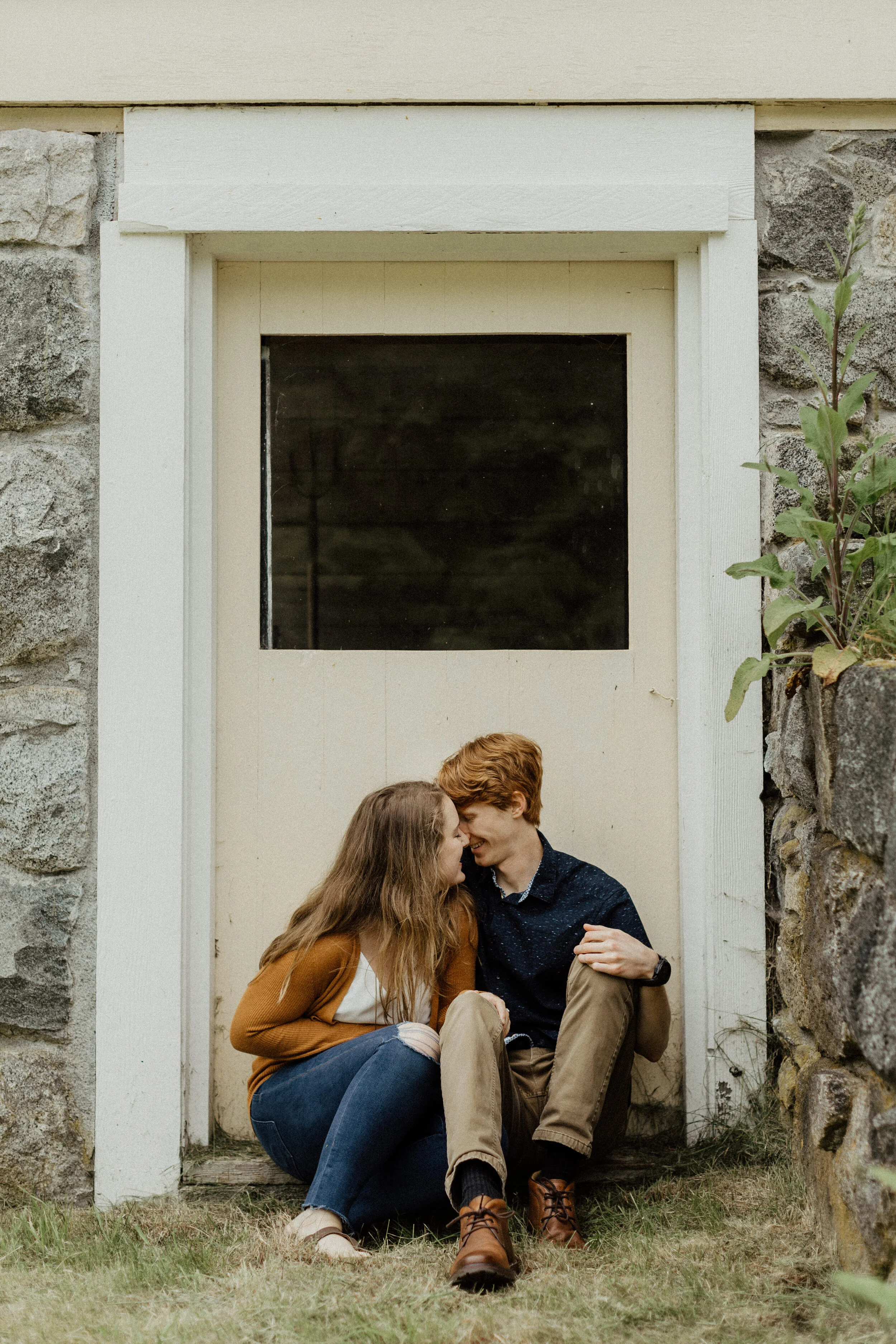 Old Farm House Engagement Session | Orcas Island, WA