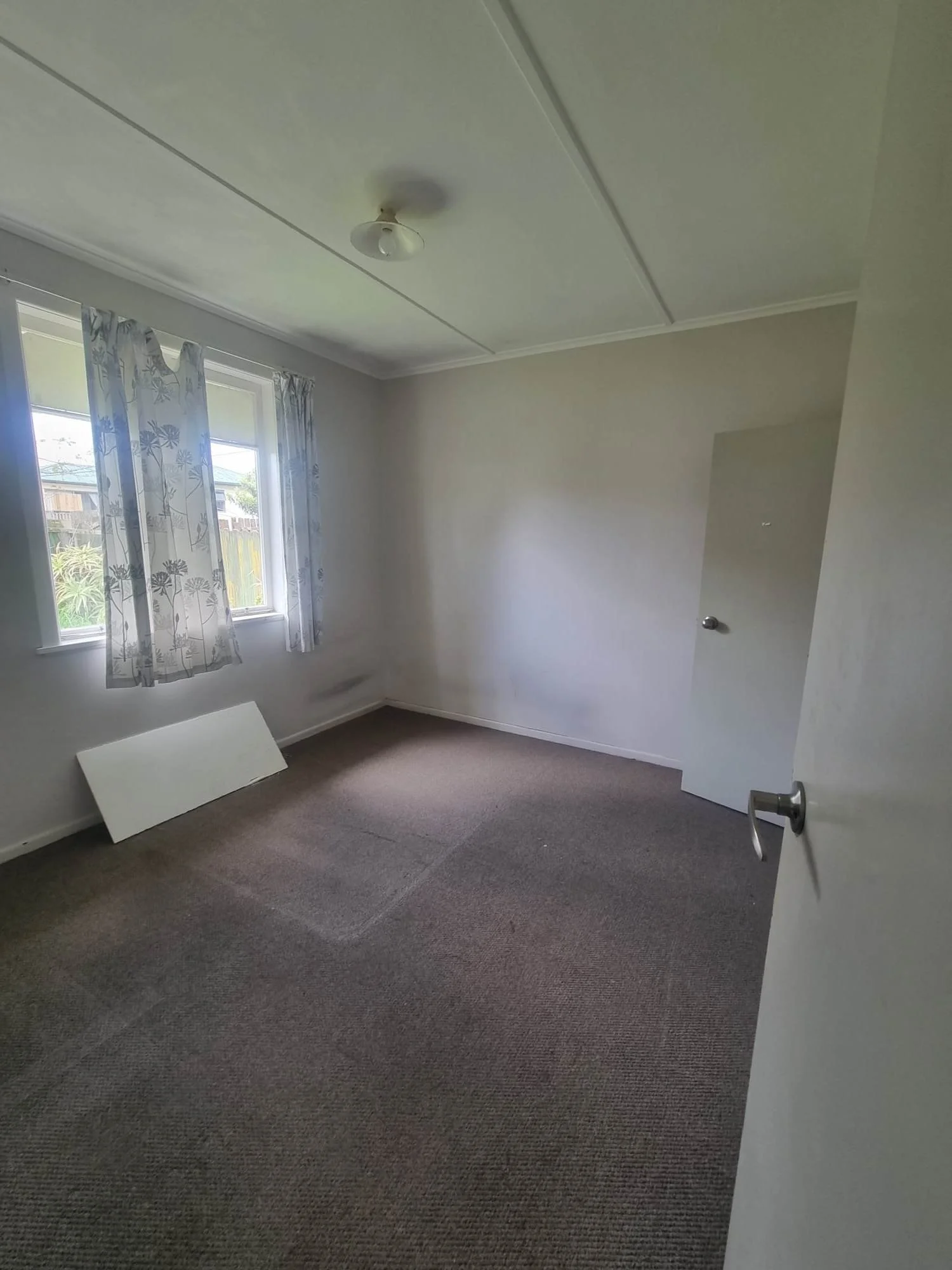 White2_bedroom3.jpeg