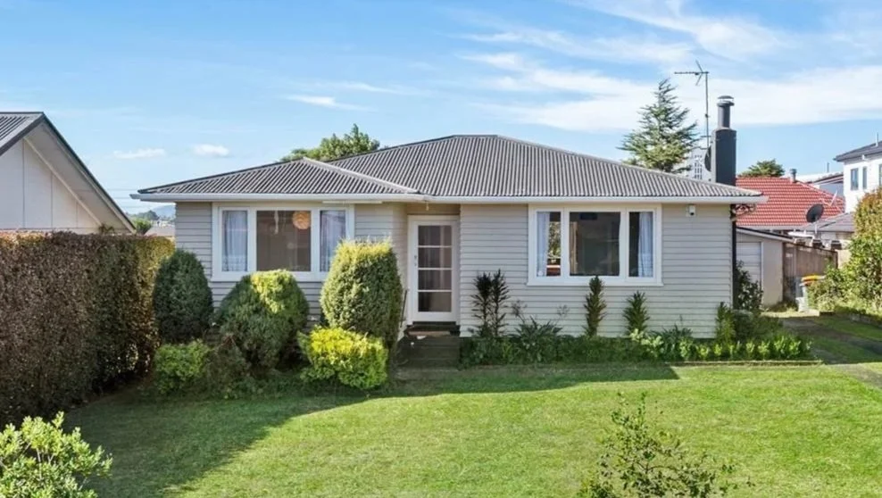 3 bedroom weatherboard house for removal