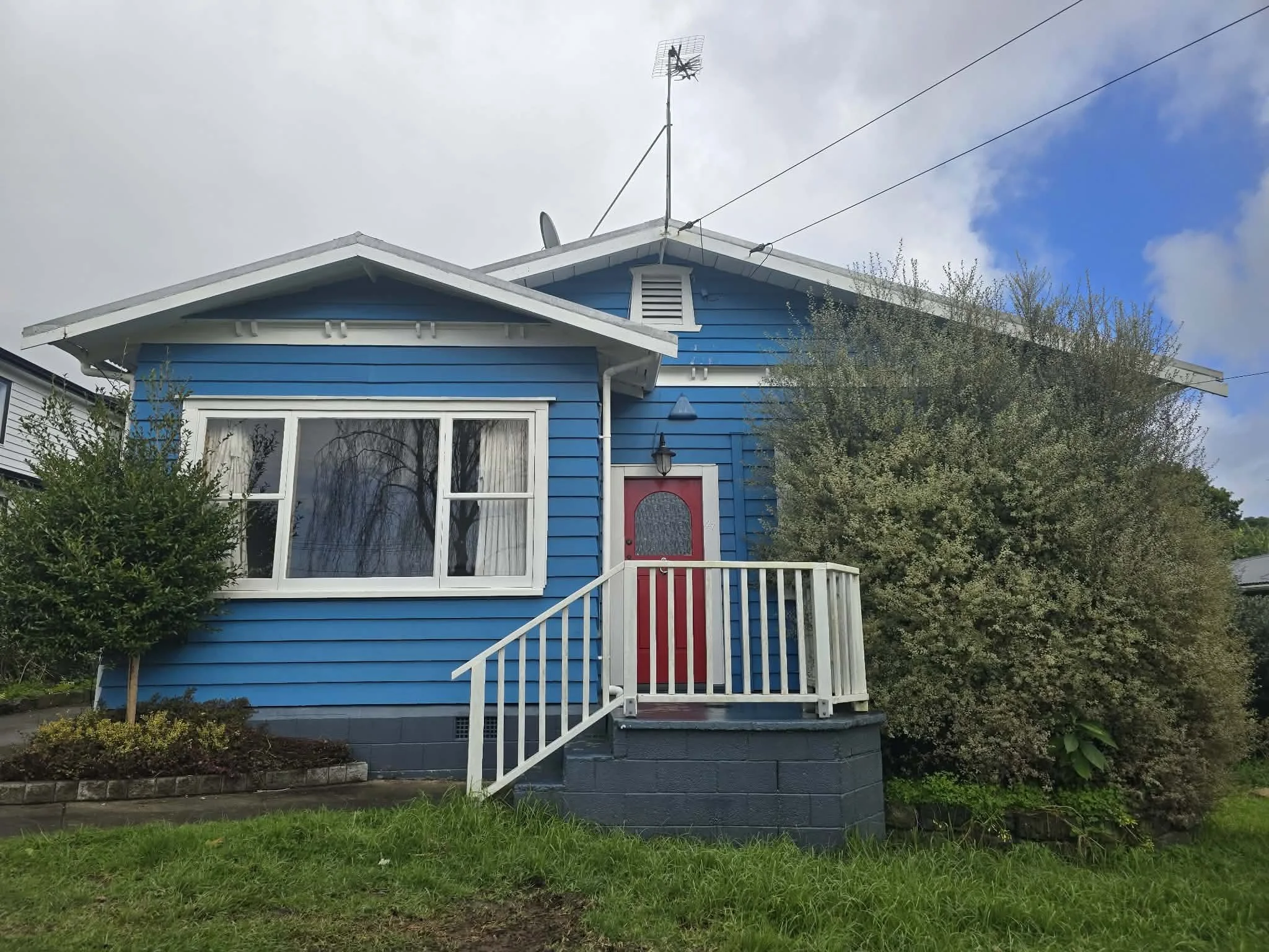 Character Bungalow For relocation