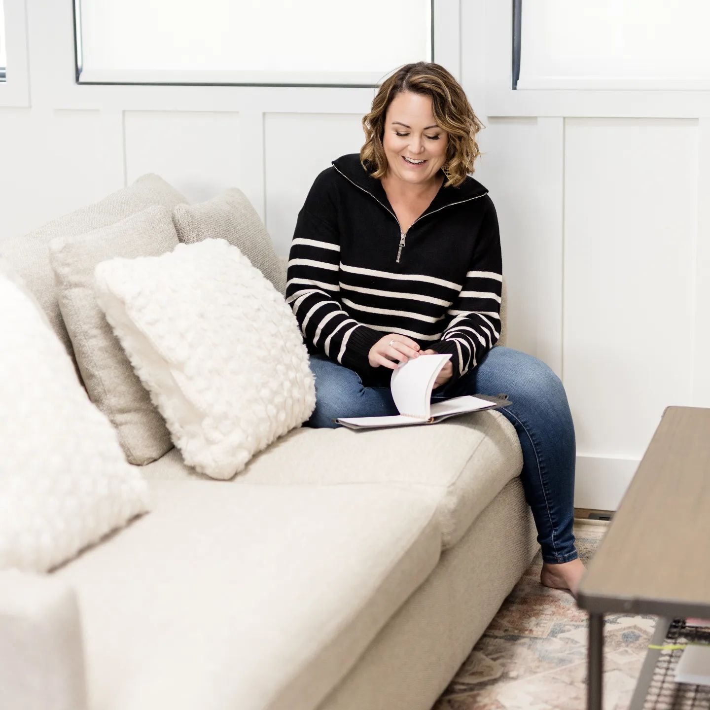 Life after divorce💔 

Let's talk about those moments when doubt creeps in. Especially when faced with something as HUGE as diving into the world of real estate. 🏡 

It's normal to second-guess ourselves! 

I worried about making a mistake and felt 