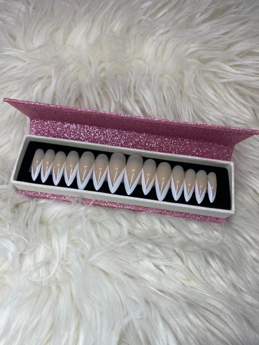 D9825EDC-50B5-4E03-B79C-5F2B96CE0DEE