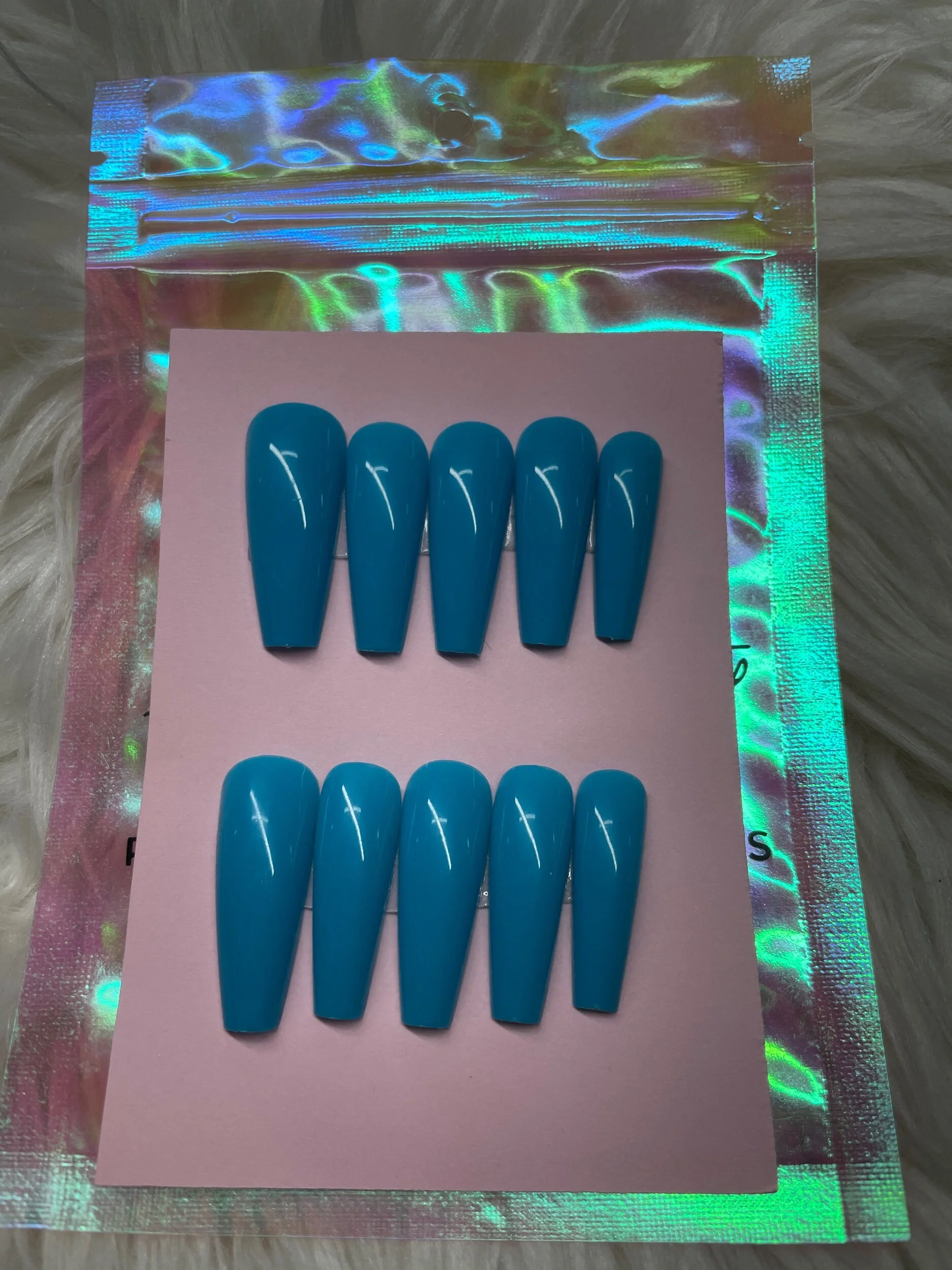 F26F6AA2-5C97-4316-8A51-071E2BE2F326