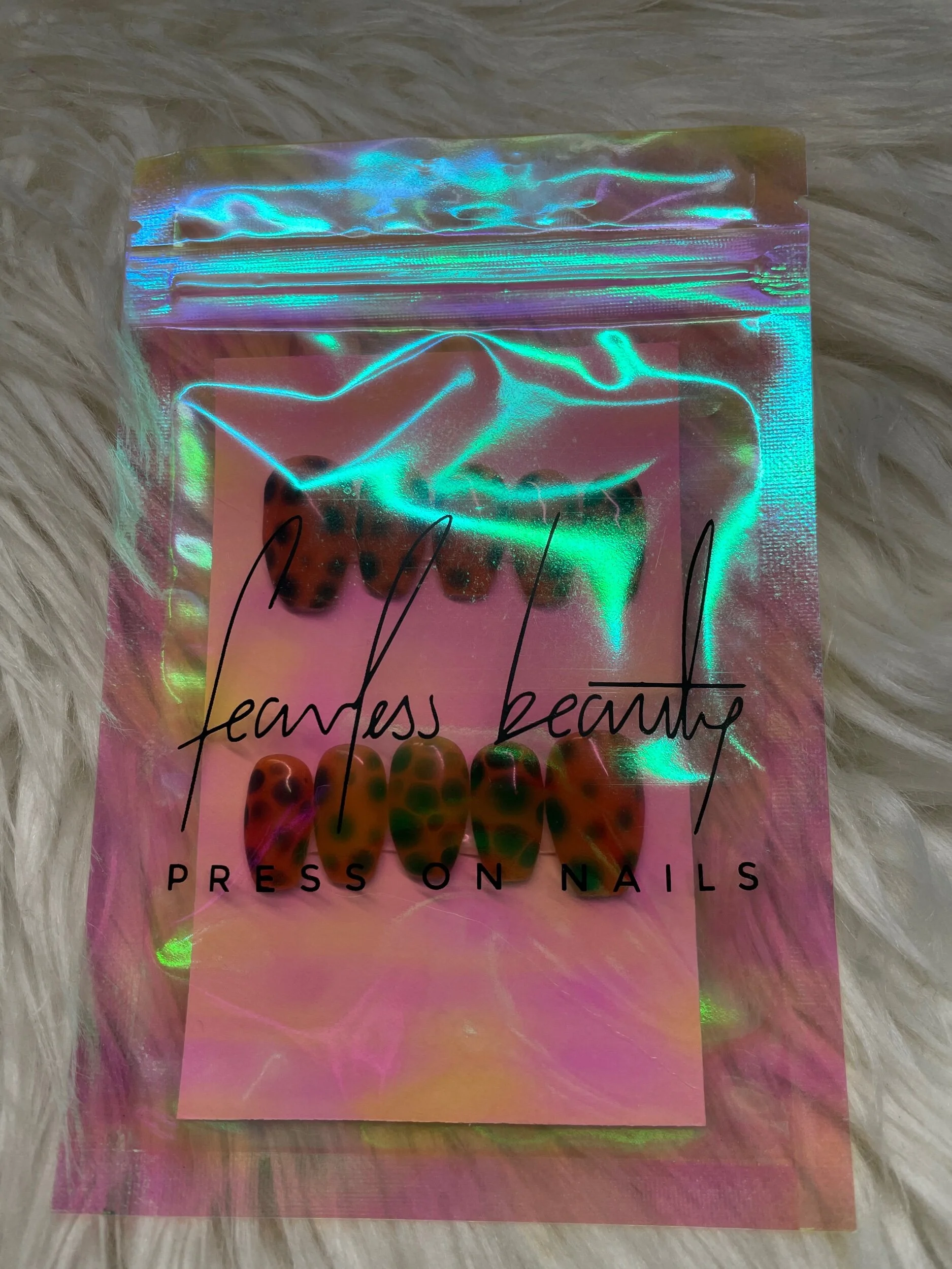 6000429D-6315-4FFD-81DD-12C61610F7D2