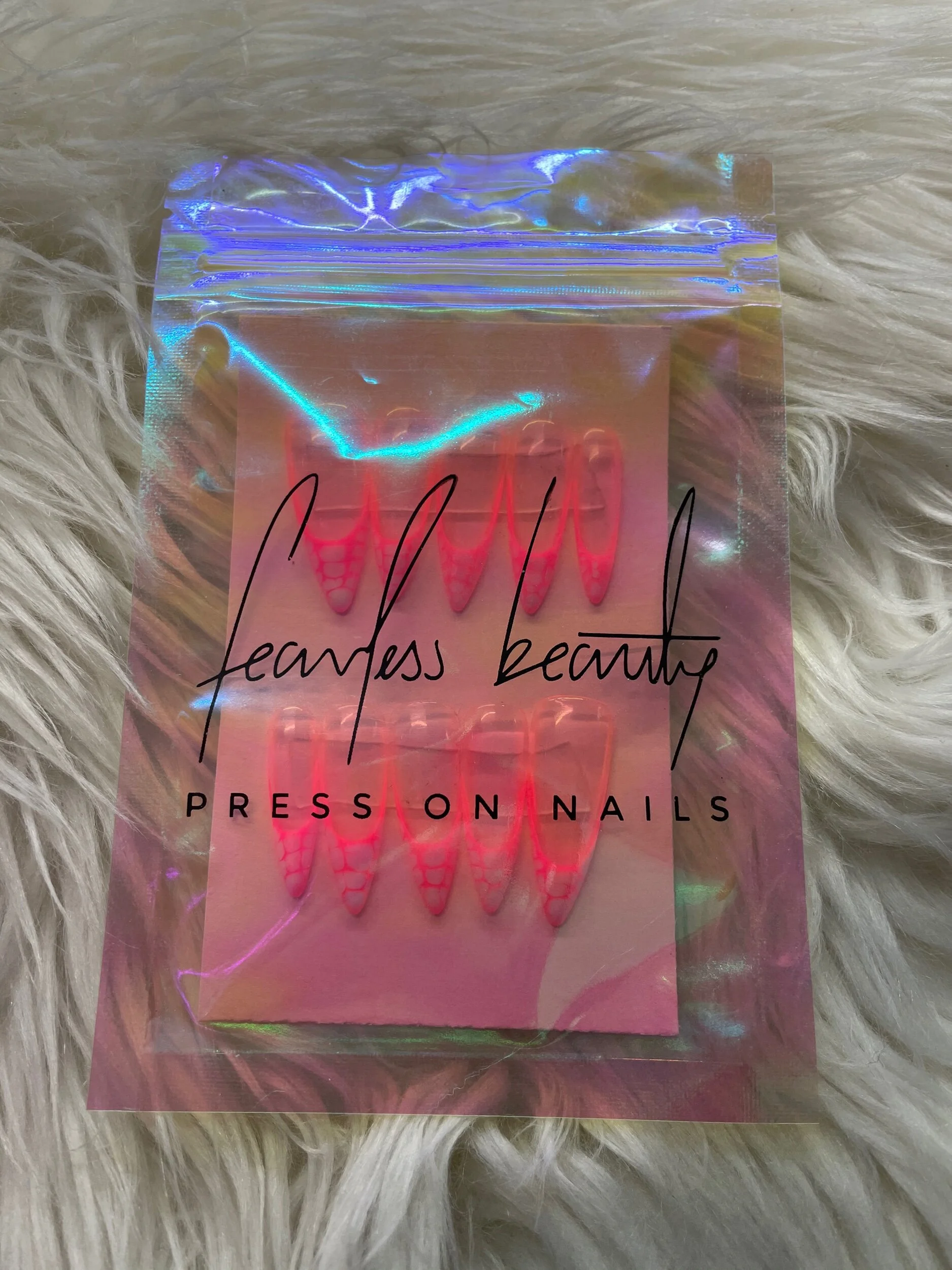 B9610751-81F9-4543-85E0-5F296199605A