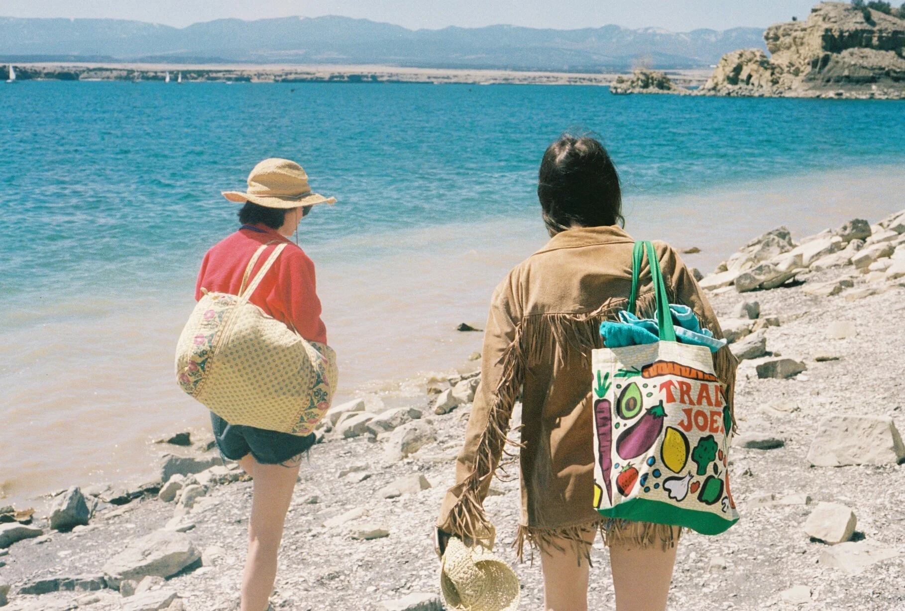 R1-00108-021A copy.JPG