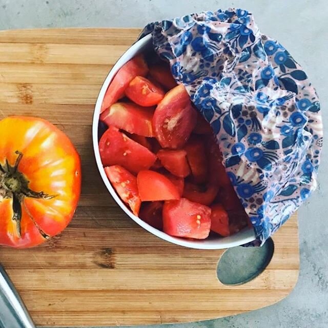 KIKI KOVIC
Doing your weekly shop at your local grocer or a farmers market this weekend? Don&rsquo;t forget to jump online and grab some food wraps to preserve your fresh goods! .

@kikikovic_veganecofoodwraps have amazing products and the best designs... jump on and support local!