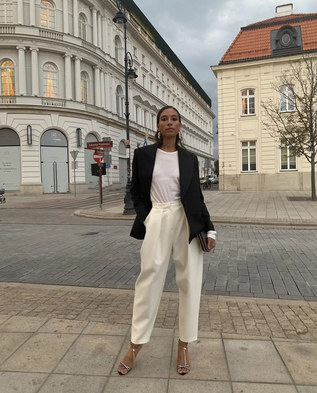 White Trouser Black Blazer White Pants Black Blazer Outfit New