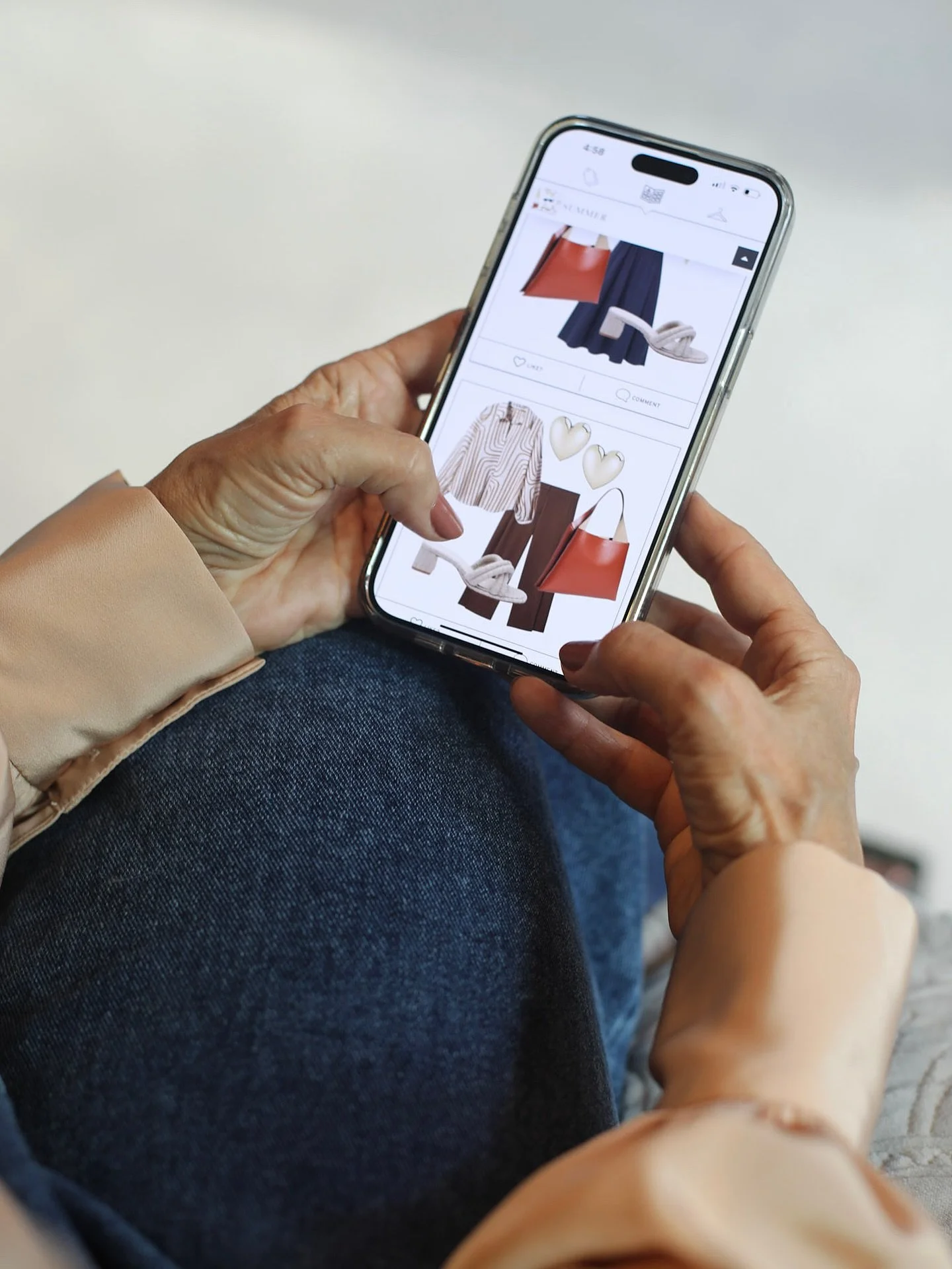 How I plan a client&rsquo;s seasonal wardrobe:

If you&rsquo;re a new client, we start from the beginning: I need to get to know you, your style, what you like, what&rsquo;s important to you, and your lifestyle.

Then, we talk about your silhouette, 