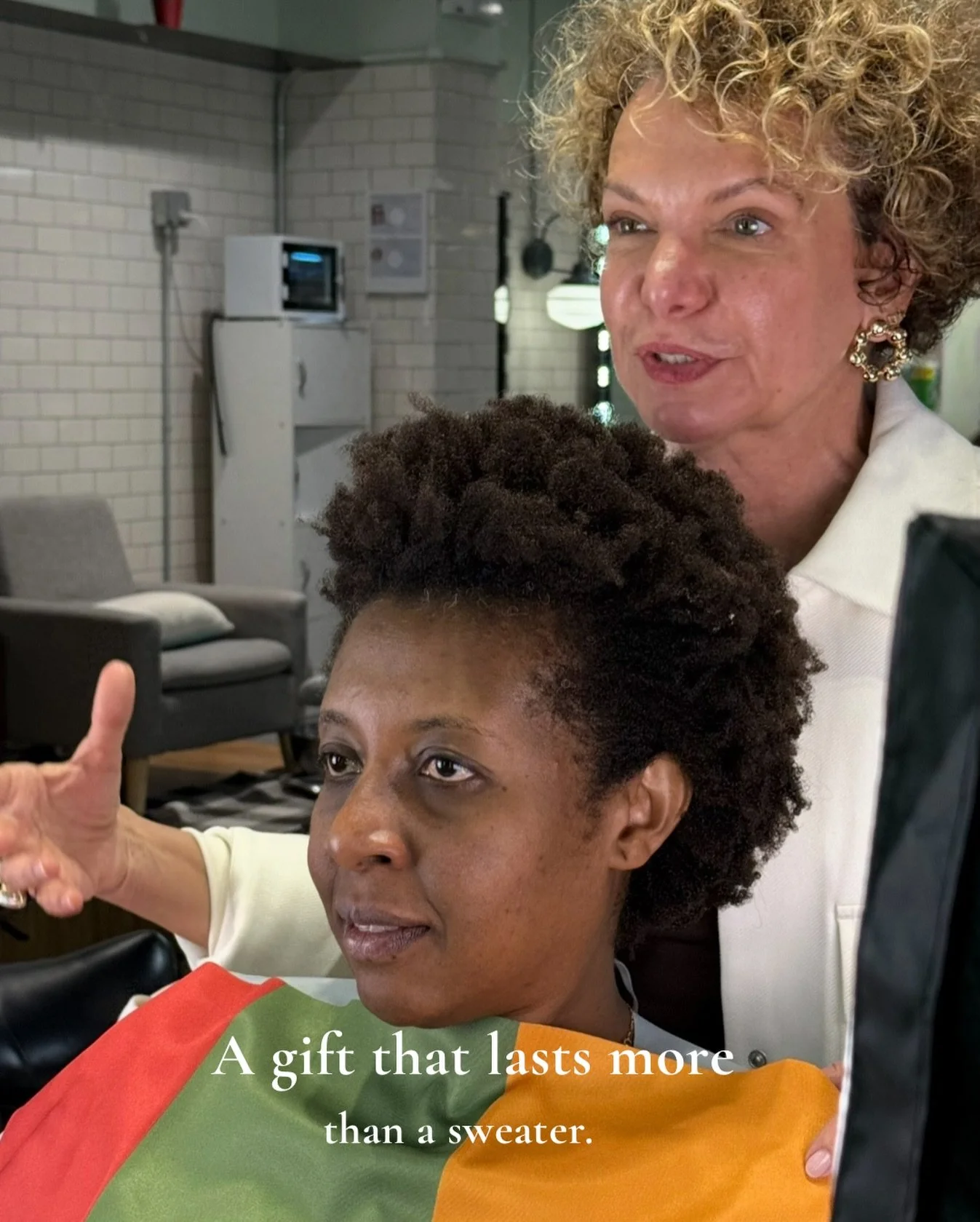 A Gift That Lasts Longer Than a Sweater

This season, gift something truly meaningful &mdash; confidence in color. 

A Color Analysis helps you understand which tones bring your natural beauty to life. It&rsquo;s a gift that lasts longer than any swe