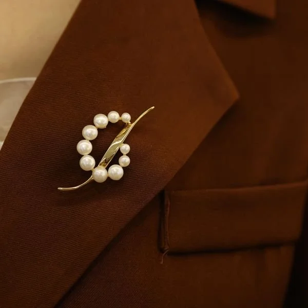Handmade Gold Filled Pearl Brooch- Vintage Blazer Pin.jpg
