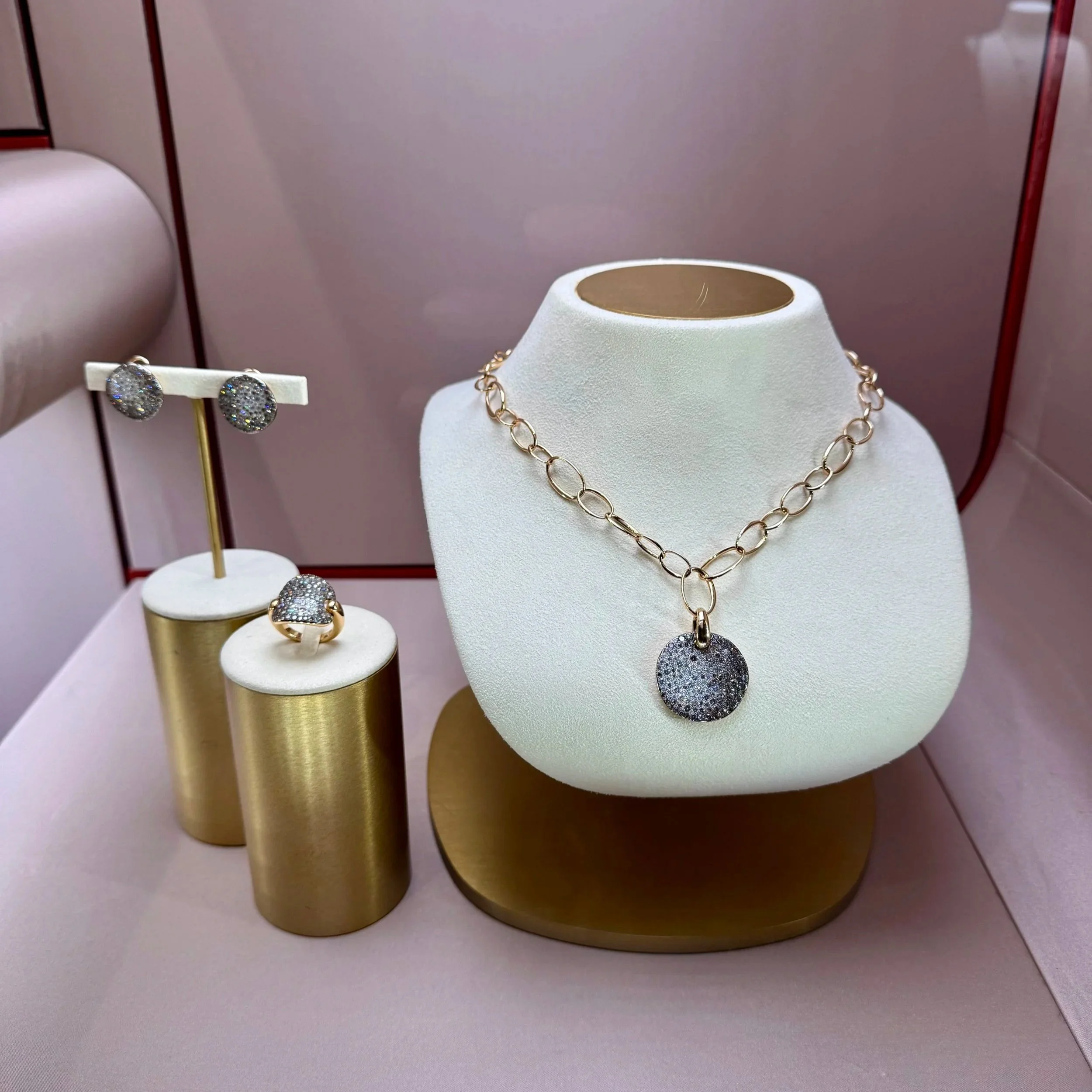 My New York Fashion Week Experience: Showrooms, Designers, and Inspiration