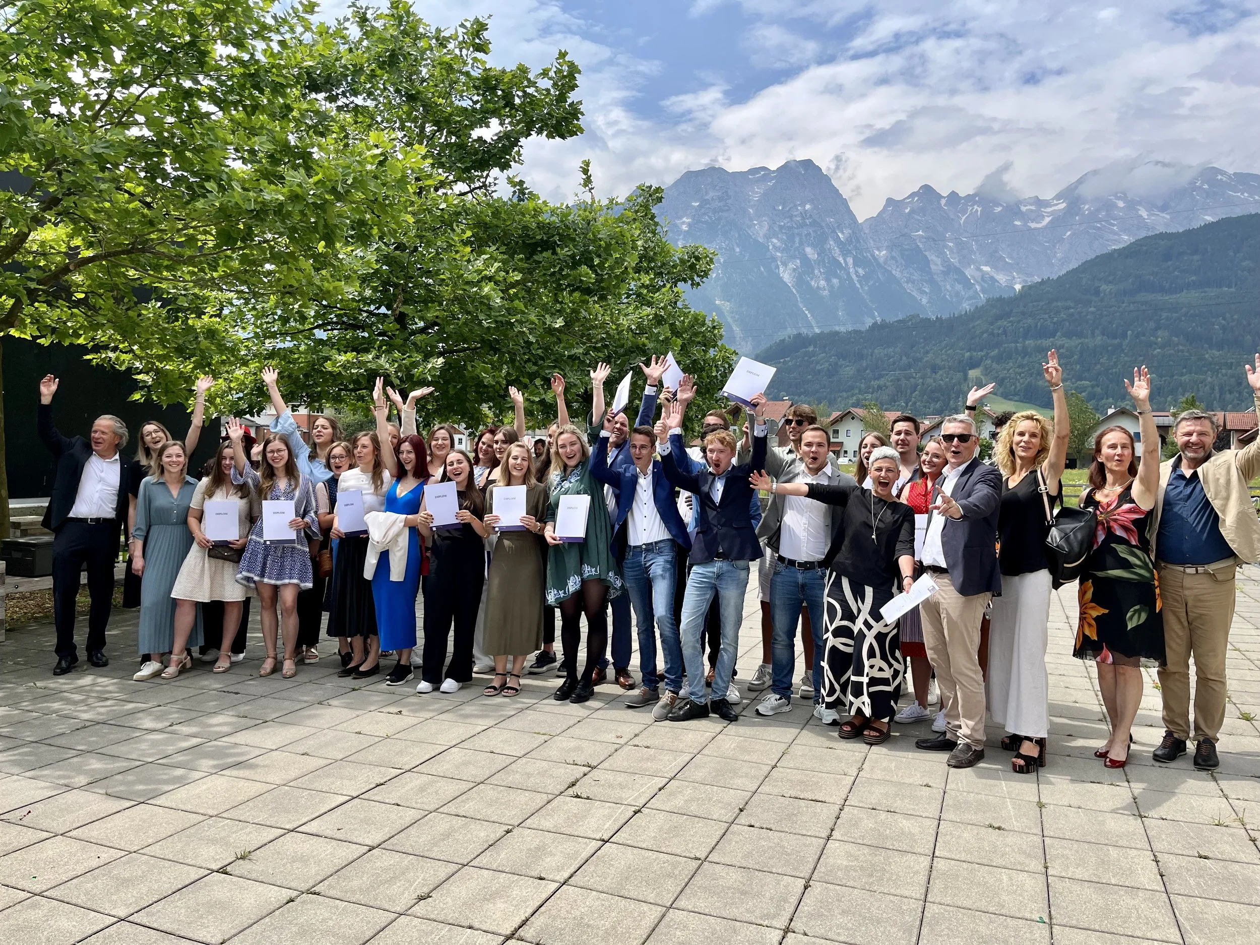 Diplomübergabe unseres 43. Jahrgangs! 