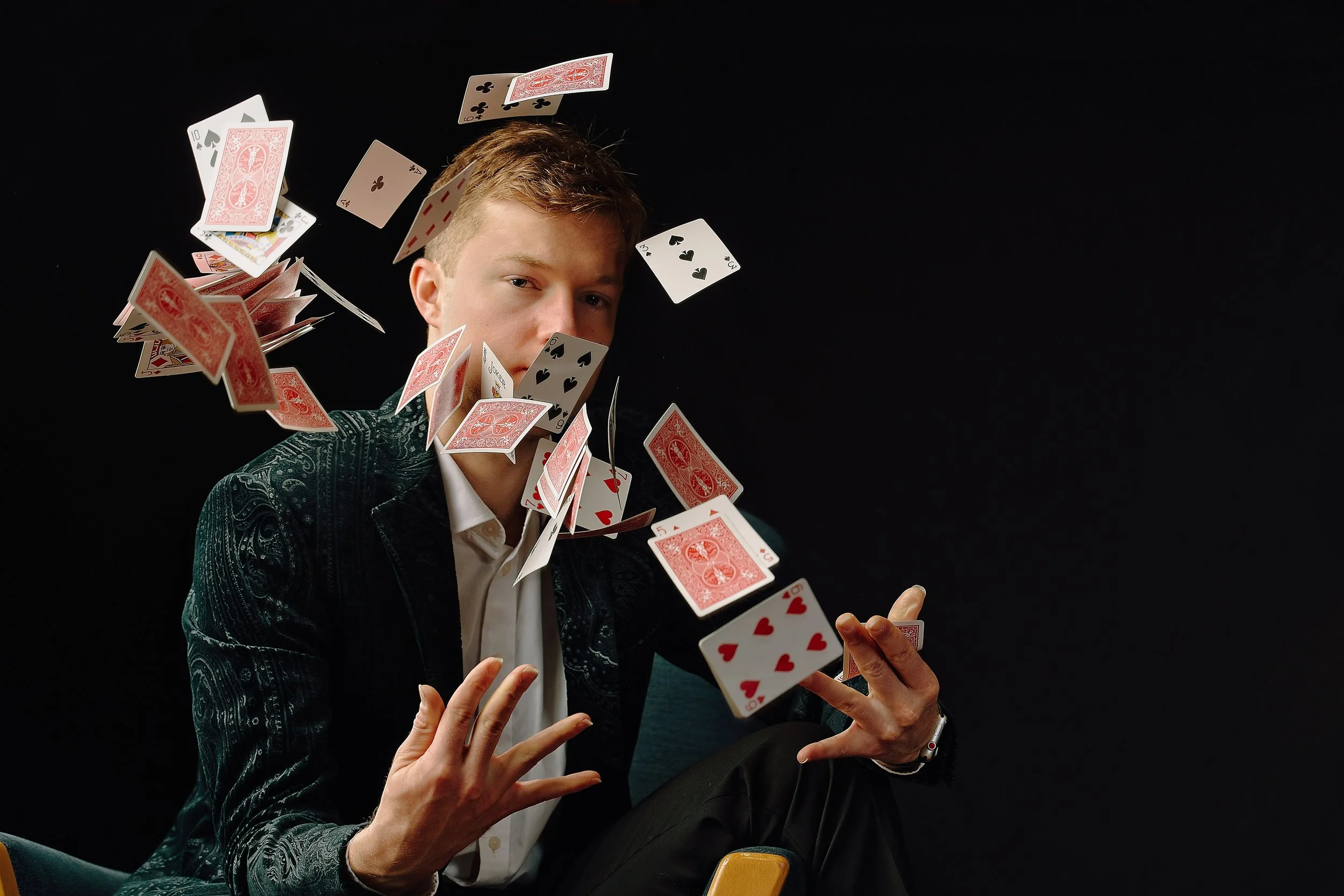 Young magician and autism advocate celebrates latest award 