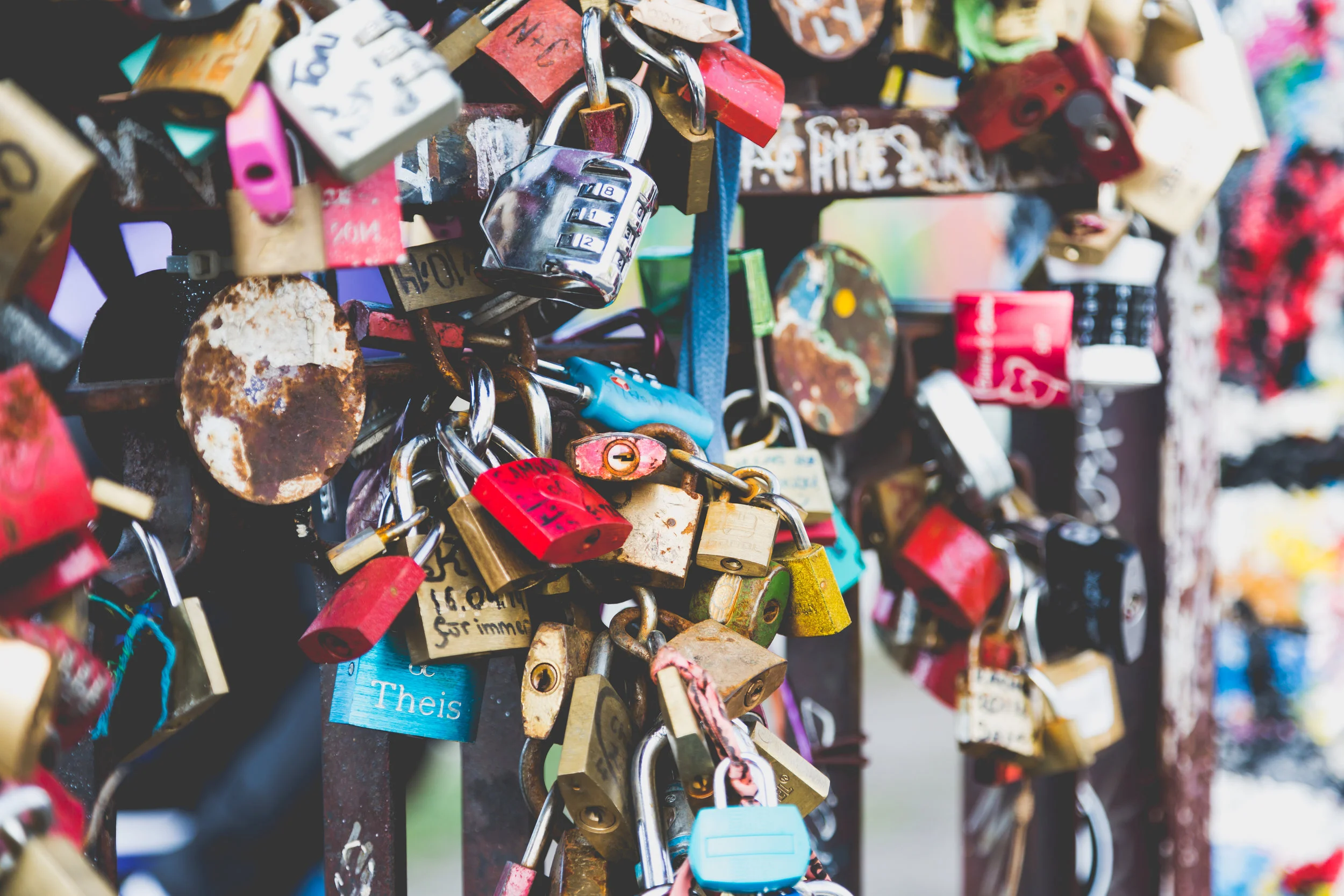 Wat love locks ons over de liefde vertellen