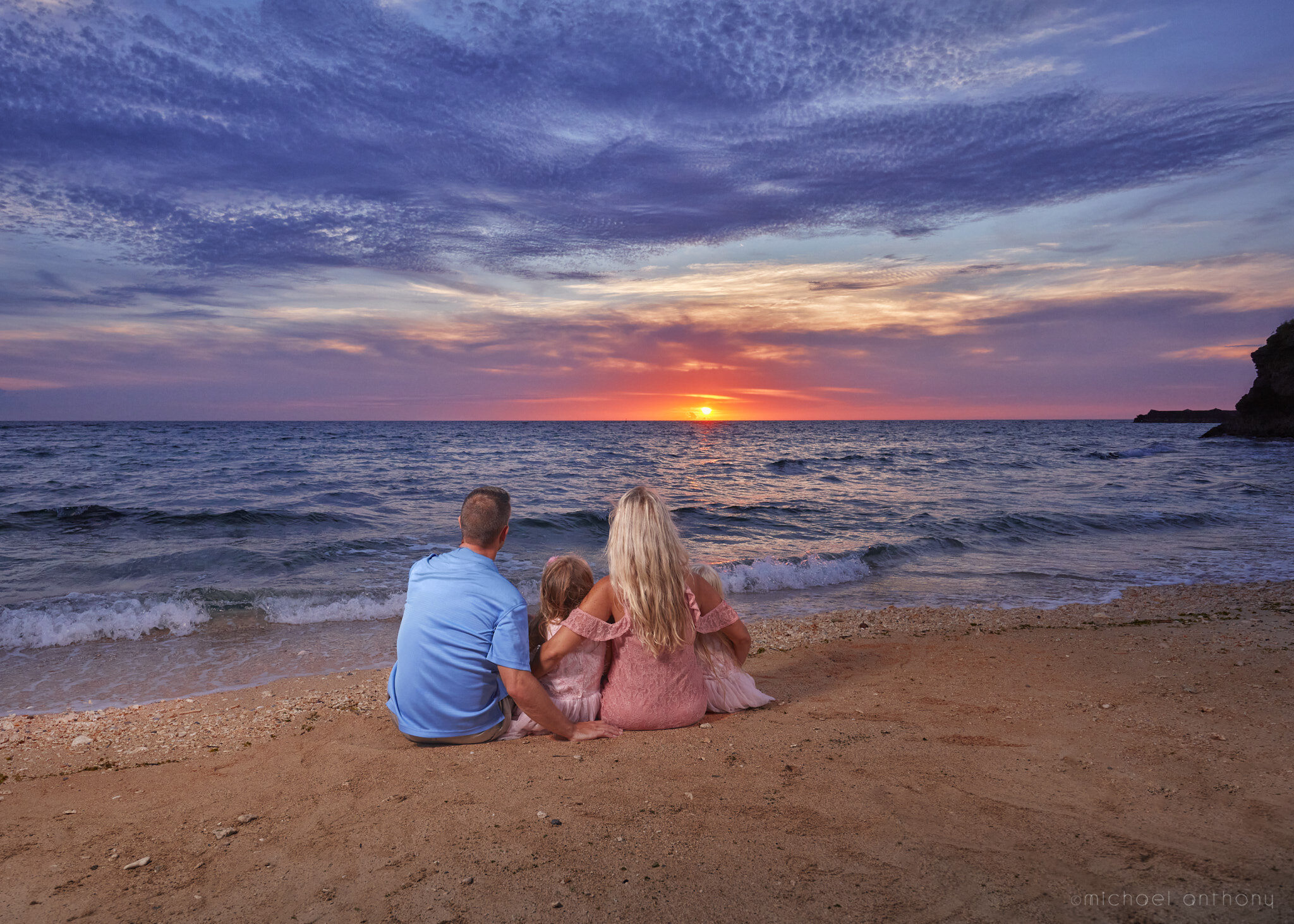 Family Sunset Okinawa Photographer